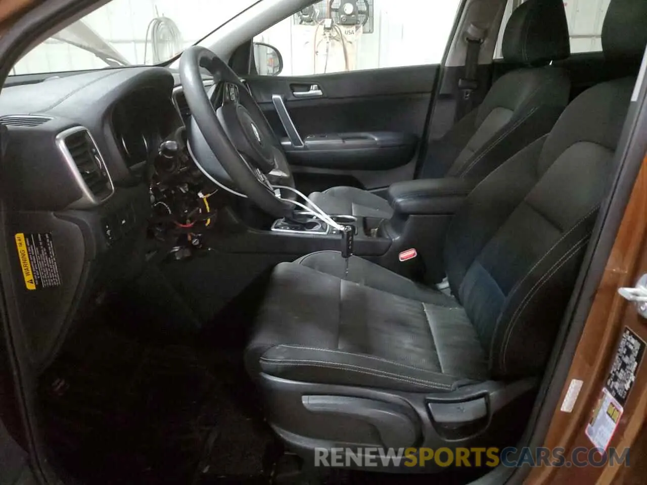 7 Photograph of a damaged car KNDPMCAC0L7737658 KIA SPORTAGE 2020
