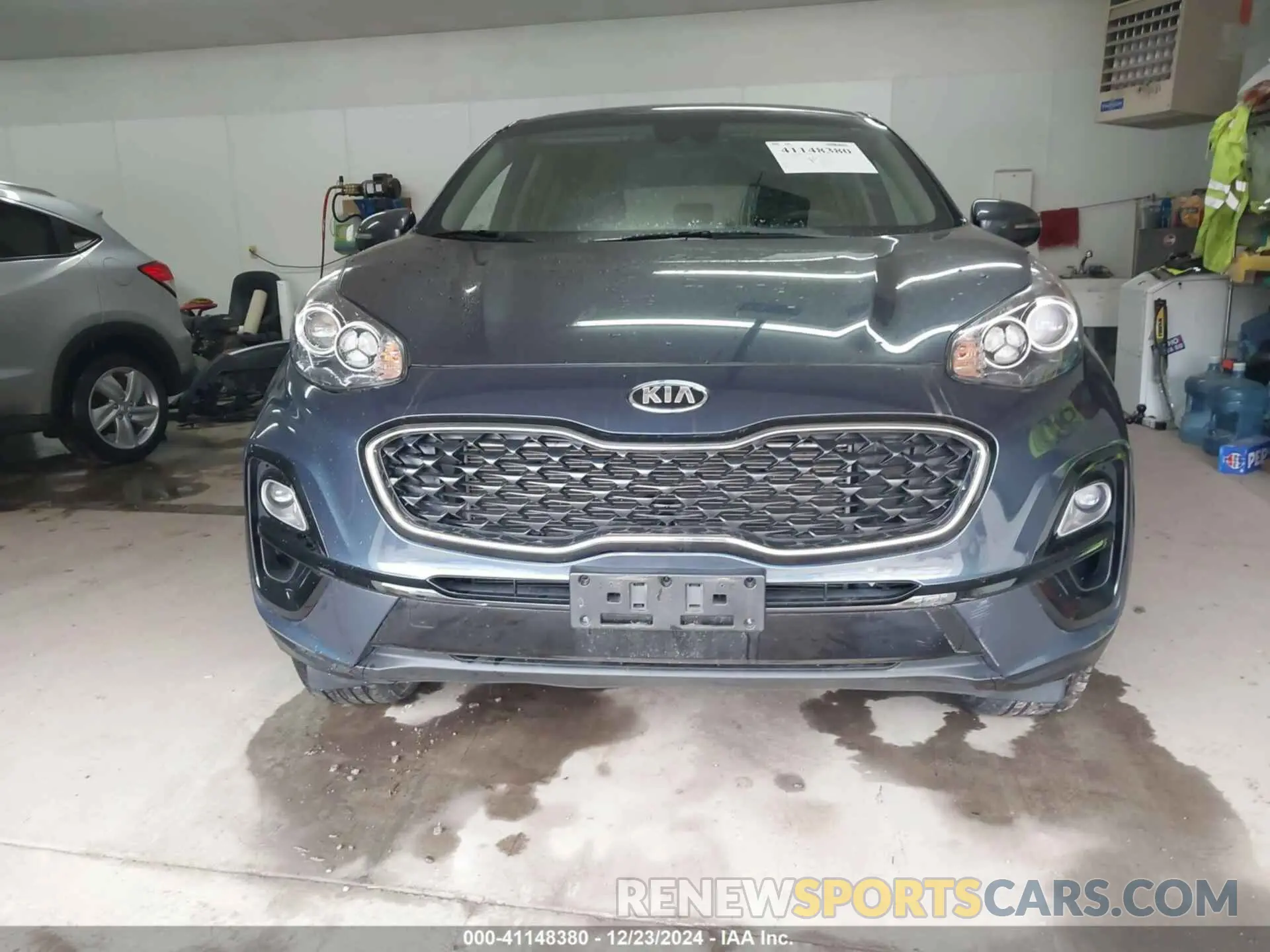 12 Photograph of a damaged car KNDPMCAC0L7761684 KIA SPORTAGE 2020
