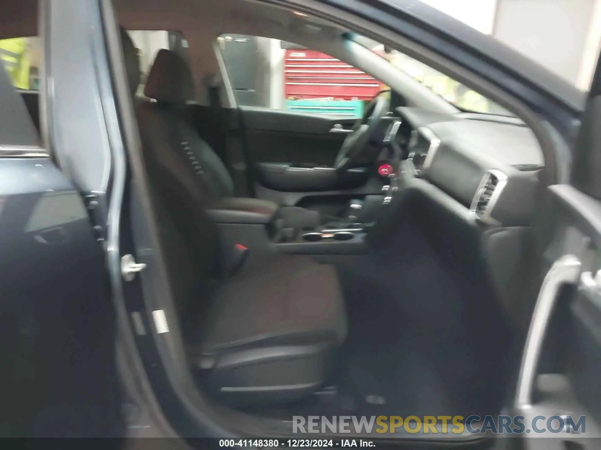 5 Photograph of a damaged car KNDPMCAC0L7761684 KIA SPORTAGE 2020