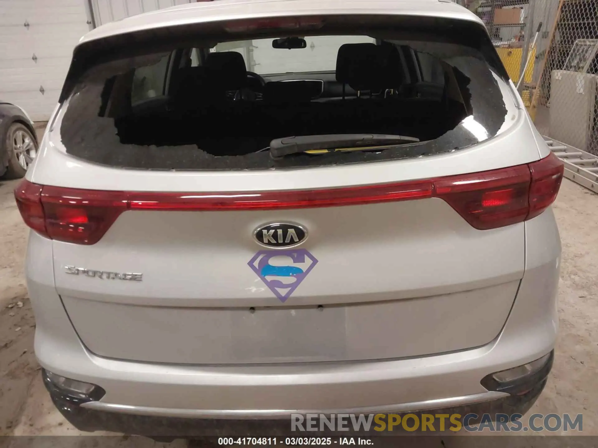 18 Photograph of a damaged car KNDPMCAC0L7810205 KIA SPORTAGE 2020
