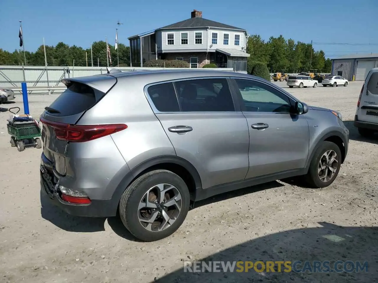 3 Photograph of a damaged car KNDPMCAC0L7816960 KIA SPORTAGE 2020