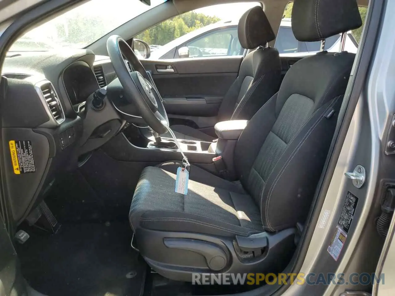 7 Photograph of a damaged car KNDPMCAC0L7816960 KIA SPORTAGE 2020