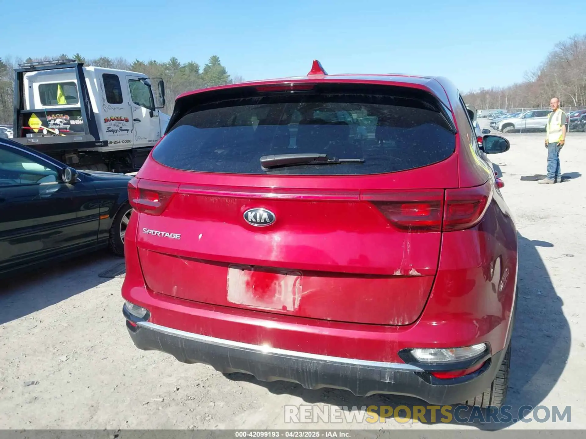 16 Photograph of a damaged car KNDPMCAC1L7662467 KIA SPORTAGE 2020
