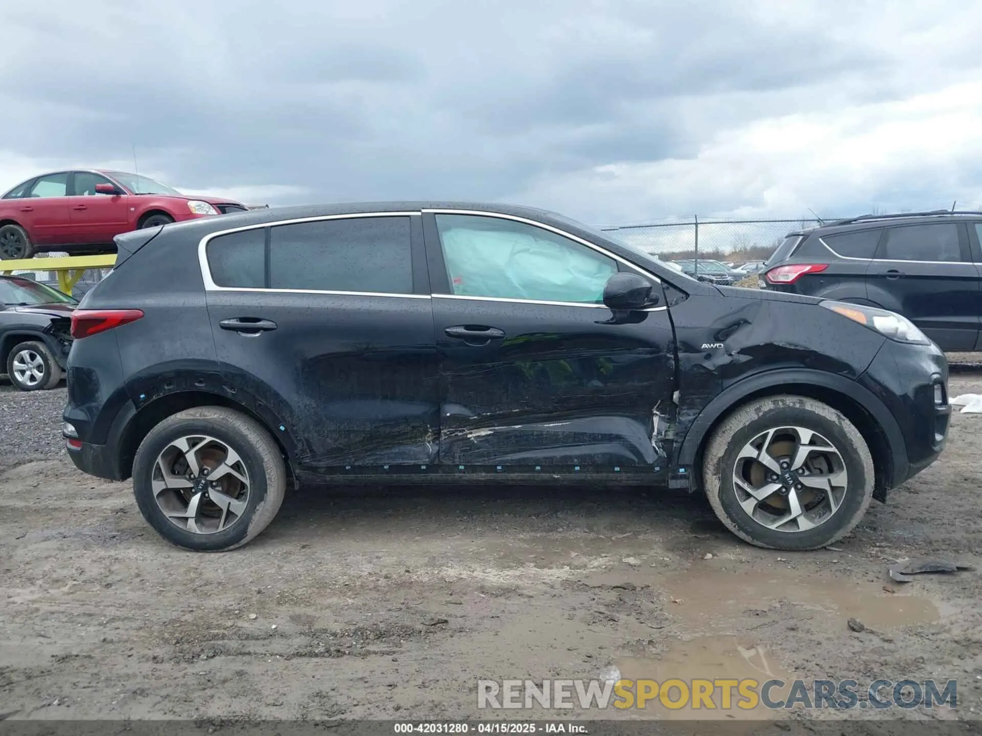 14 Photograph of a damaged car KNDPMCAC1L7662825 KIA SPORTAGE 2020