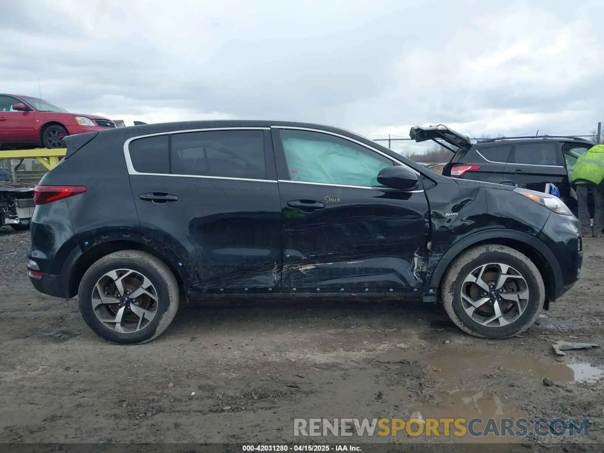 6 Photograph of a damaged car KNDPMCAC1L7662825 KIA SPORTAGE 2020
