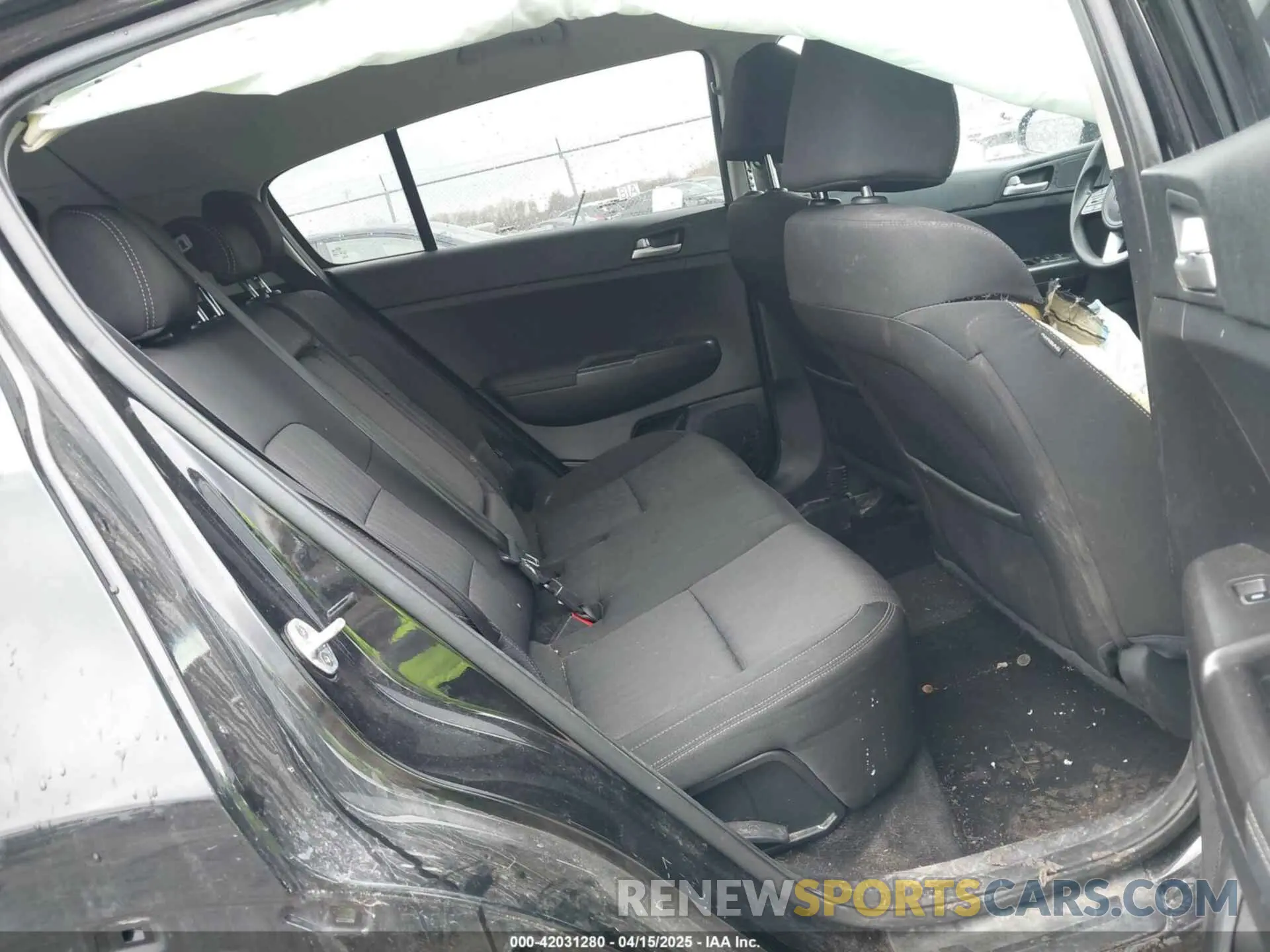 8 Photograph of a damaged car KNDPMCAC1L7662825 KIA SPORTAGE 2020