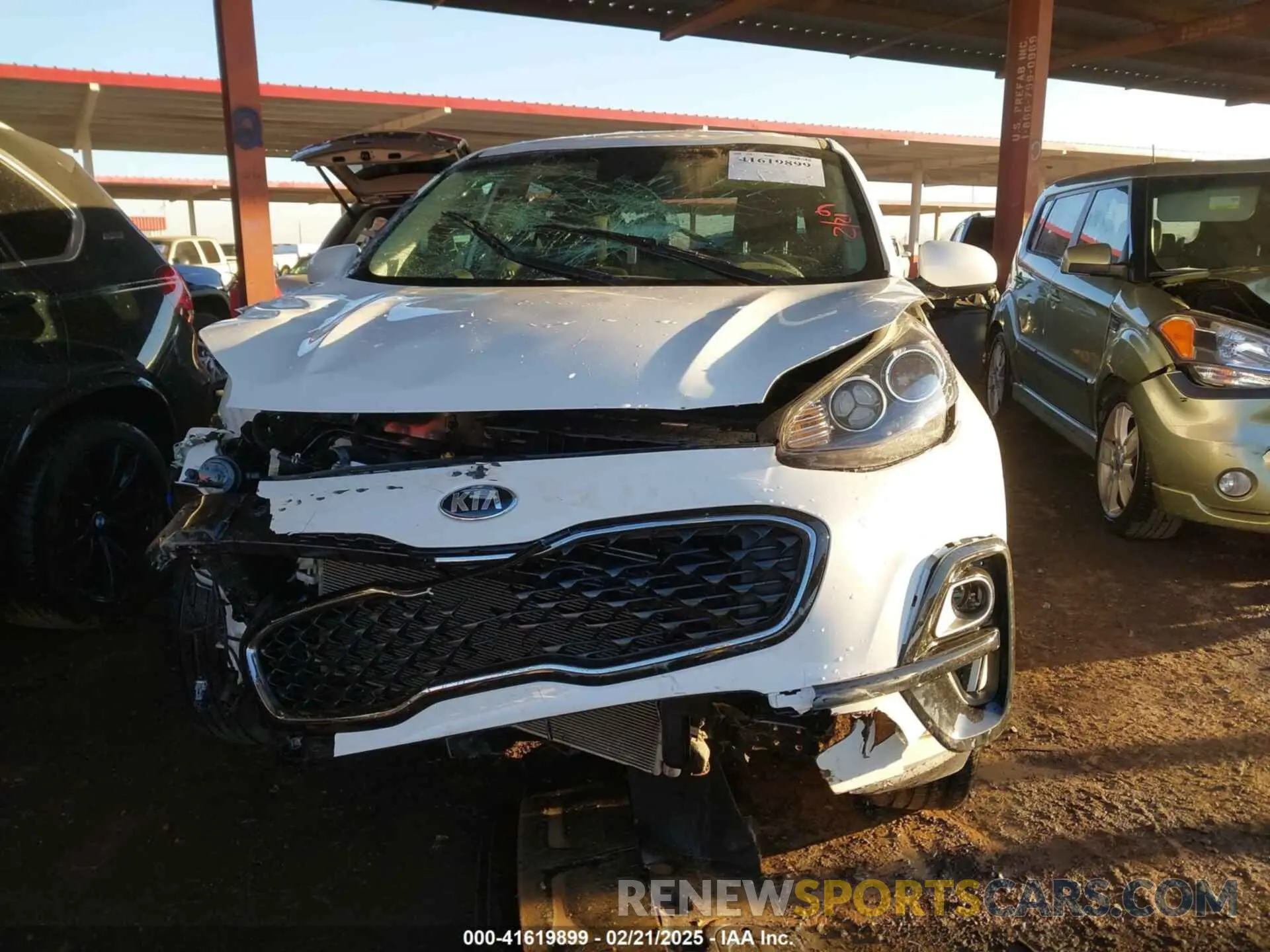 11 Photograph of a damaged car KNDPMCAC1L7689099 KIA SPORTAGE 2020