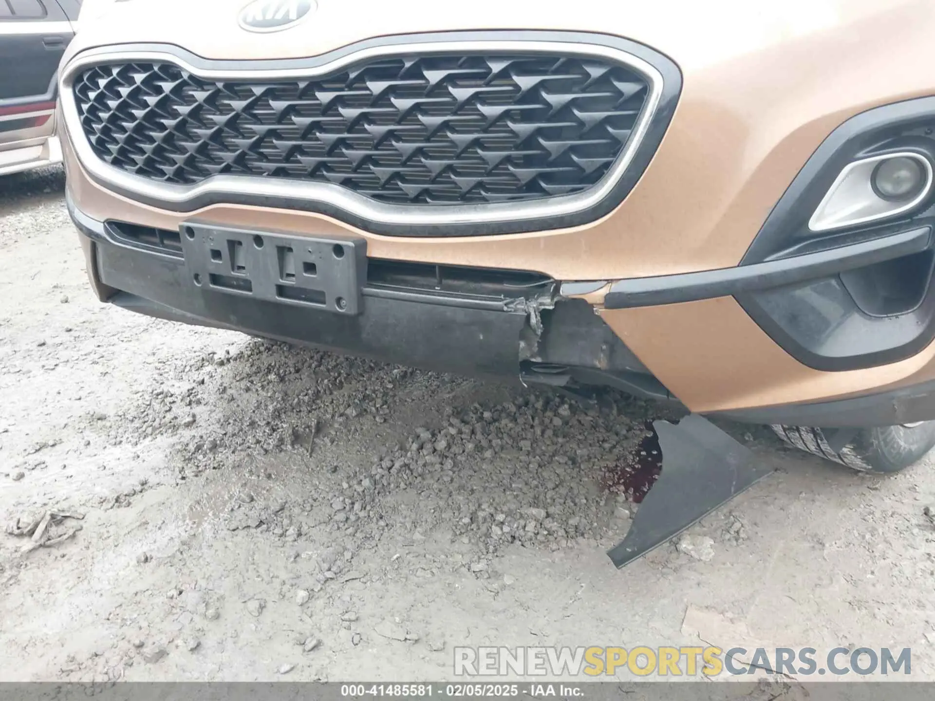 6 Photograph of a damaged car KNDPMCAC1L7807586 KIA SPORTAGE 2020