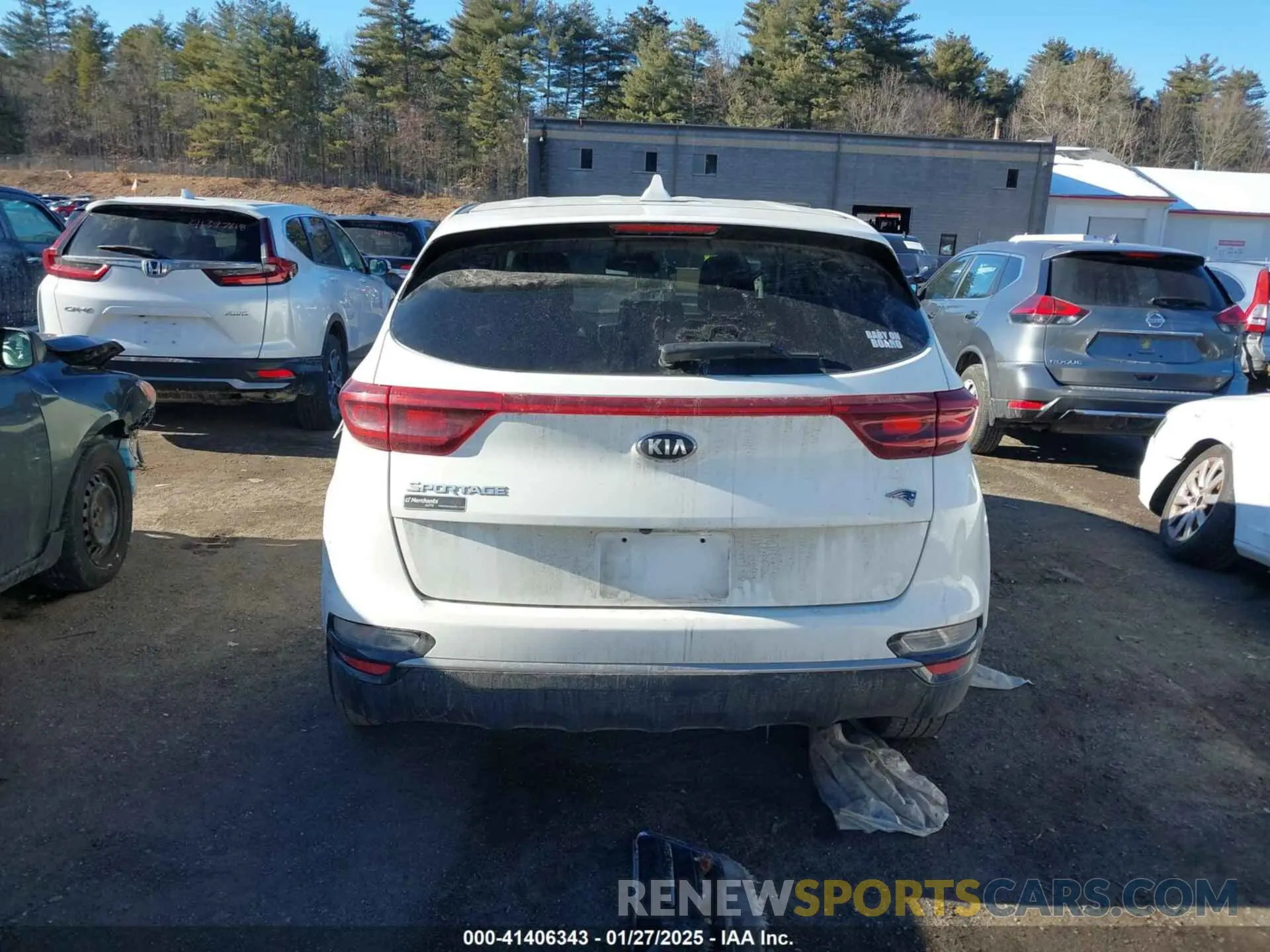 16 Photograph of a damaged car KNDPMCAC1L7830298 KIA SPORTAGE 2020