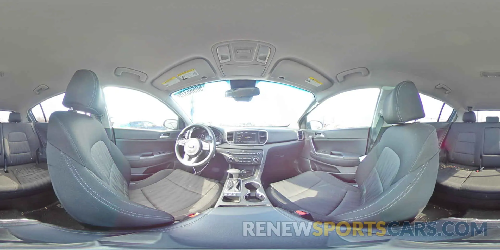 14 Photograph of a damaged car KNDPMCAC2L7630420 KIA SPORTAGE 2020