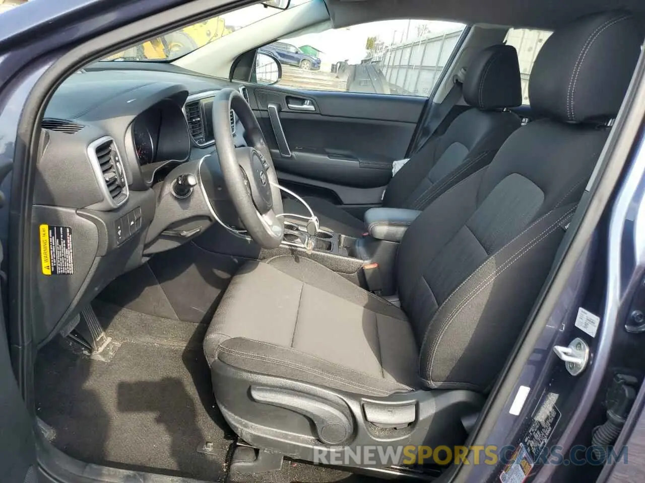 7 Photograph of a damaged car KNDPMCAC2L7630420 KIA SPORTAGE 2020