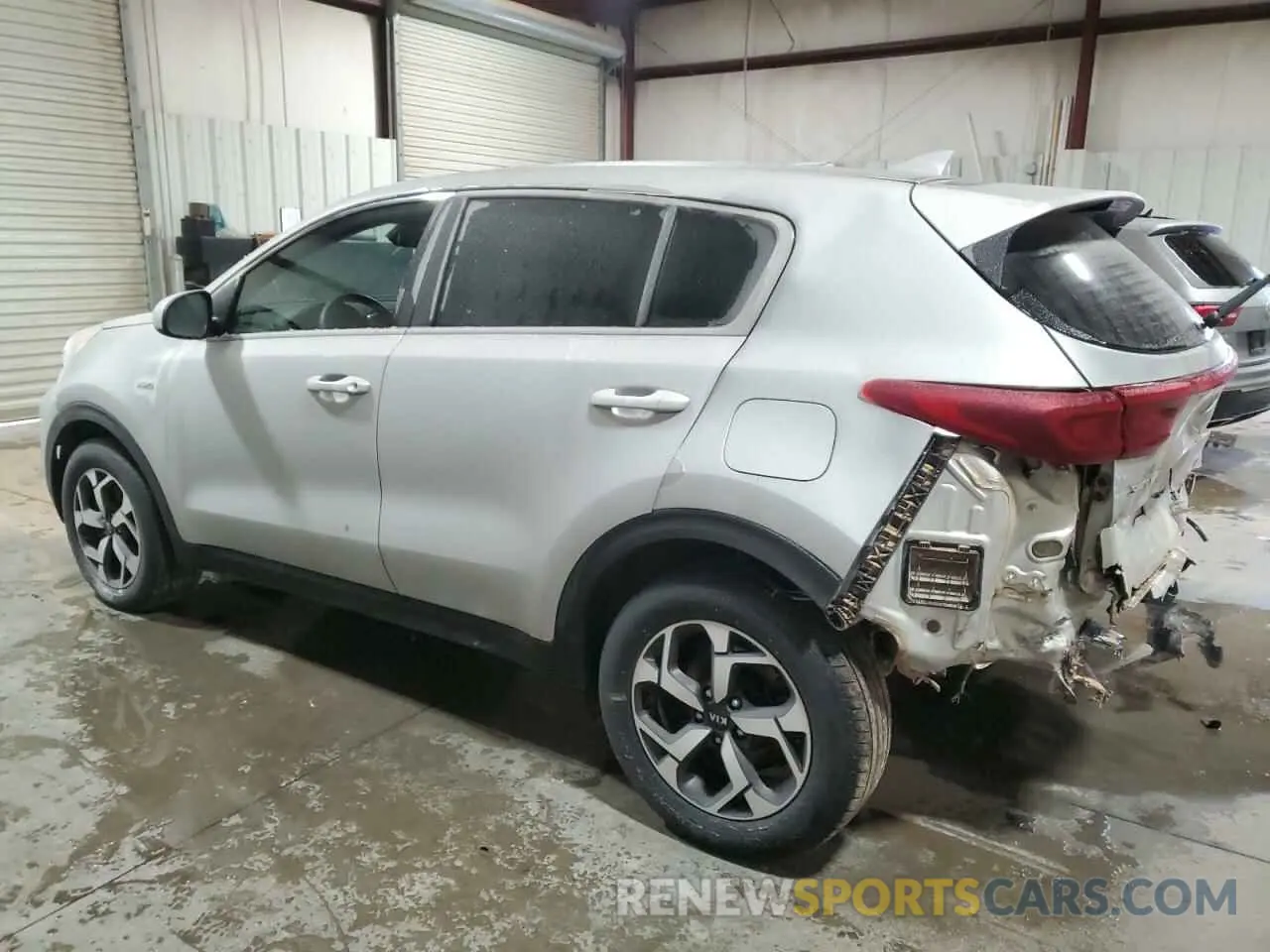 2 Photograph of a damaged car KNDPMCAC2L7641319 KIA SPORTAGE 2020
