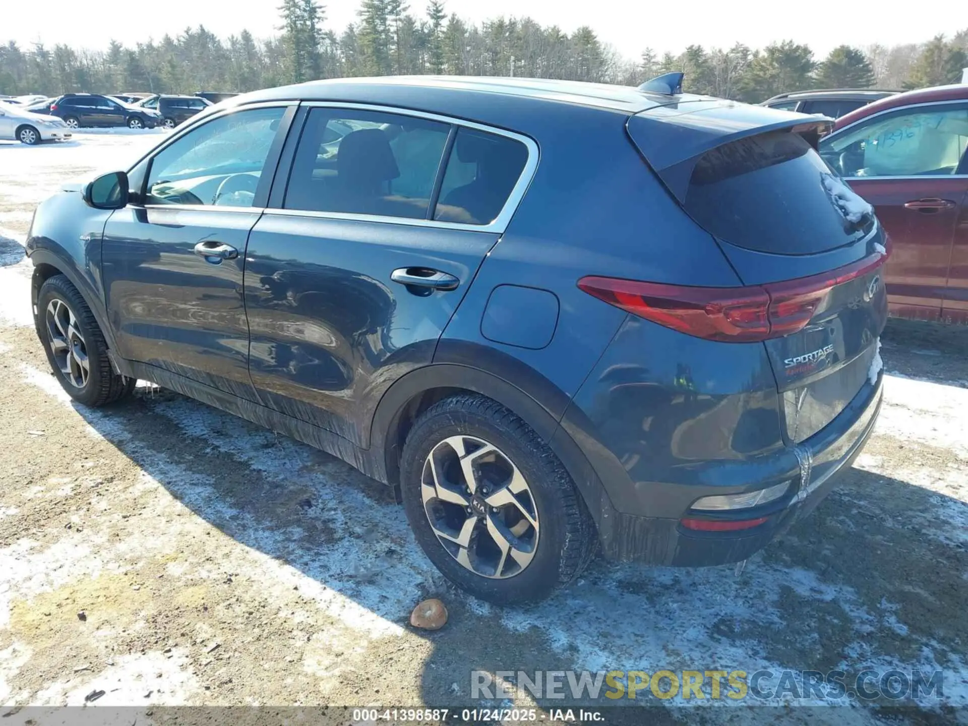 3 Photograph of a damaged car KNDPMCAC2L7643815 KIA SPORTAGE 2020