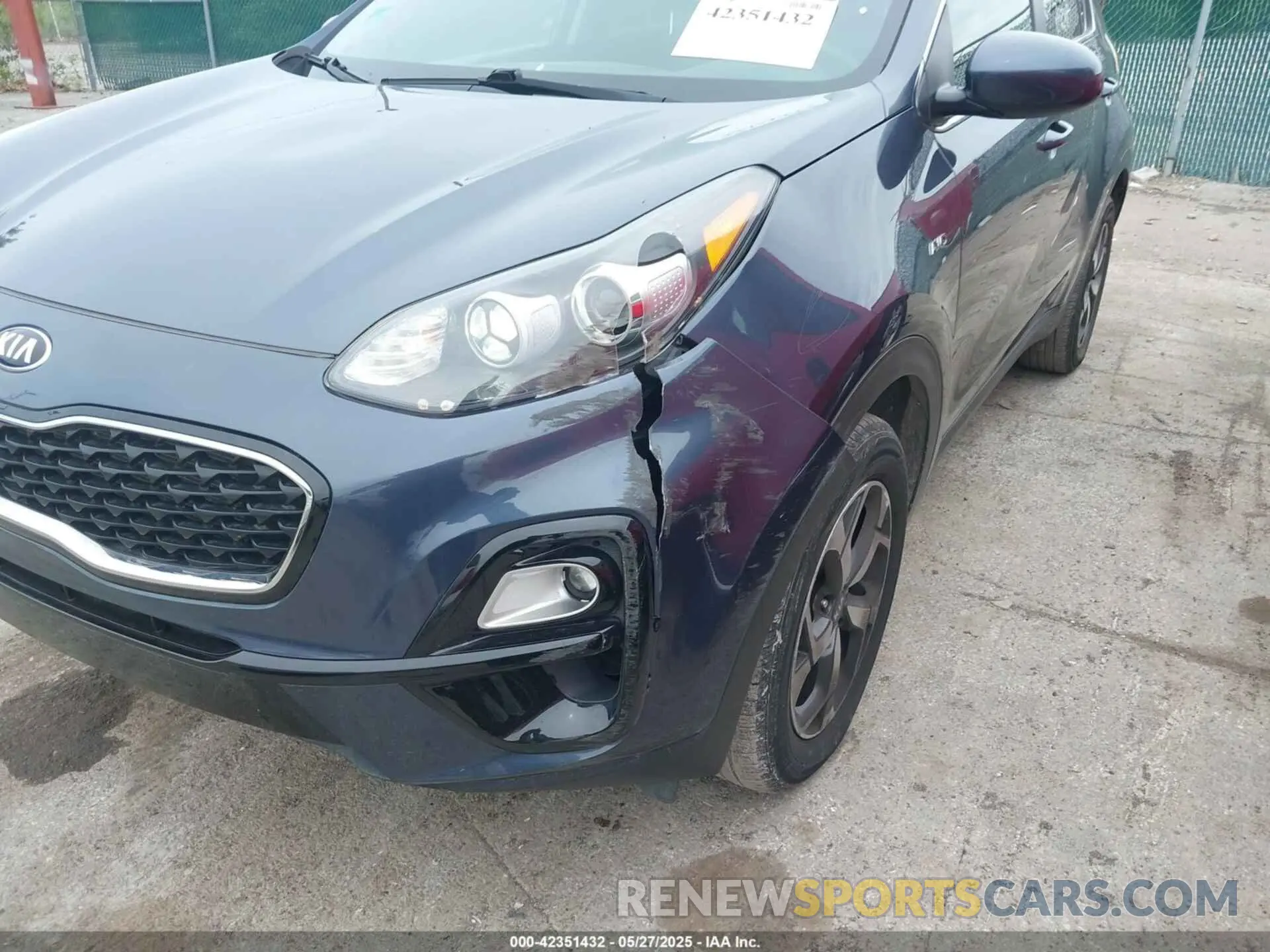 17 Photograph of a damaged car KNDPMCAC2L7699611 KIA SPORTAGE 2020