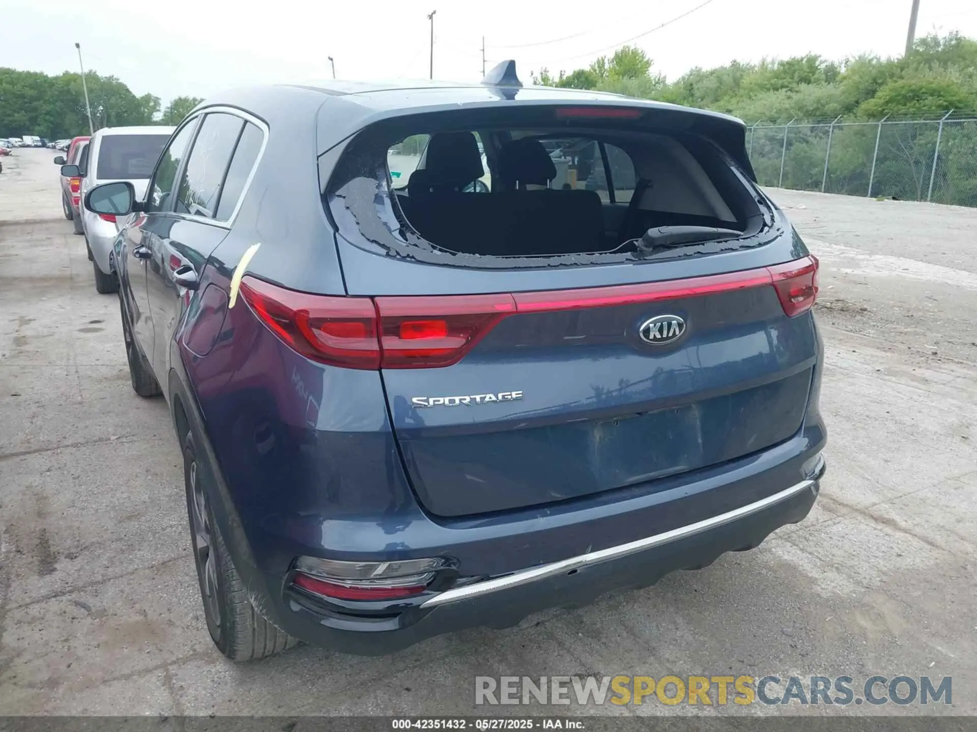 6 Photograph of a damaged car KNDPMCAC2L7699611 KIA SPORTAGE 2020