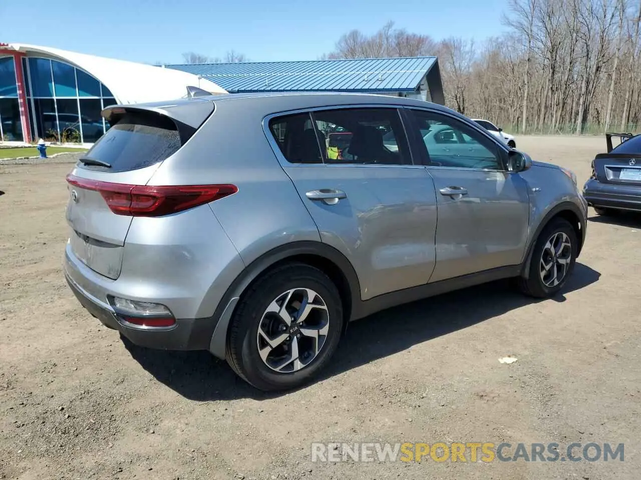 3 Photograph of a damaged car KNDPMCAC2L7771035 KIA SPORTAGE 2020