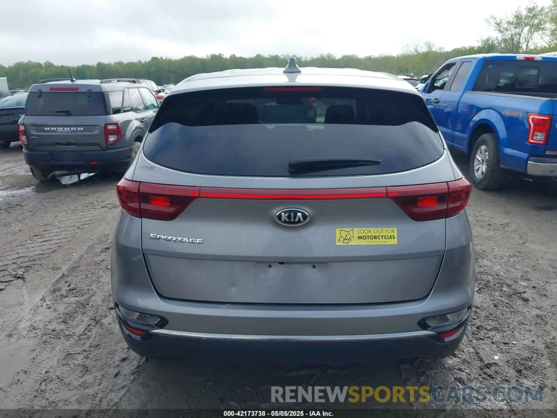 16 Photograph of a damaged car KNDPMCAC2L7778521 KIA SPORTAGE 2020