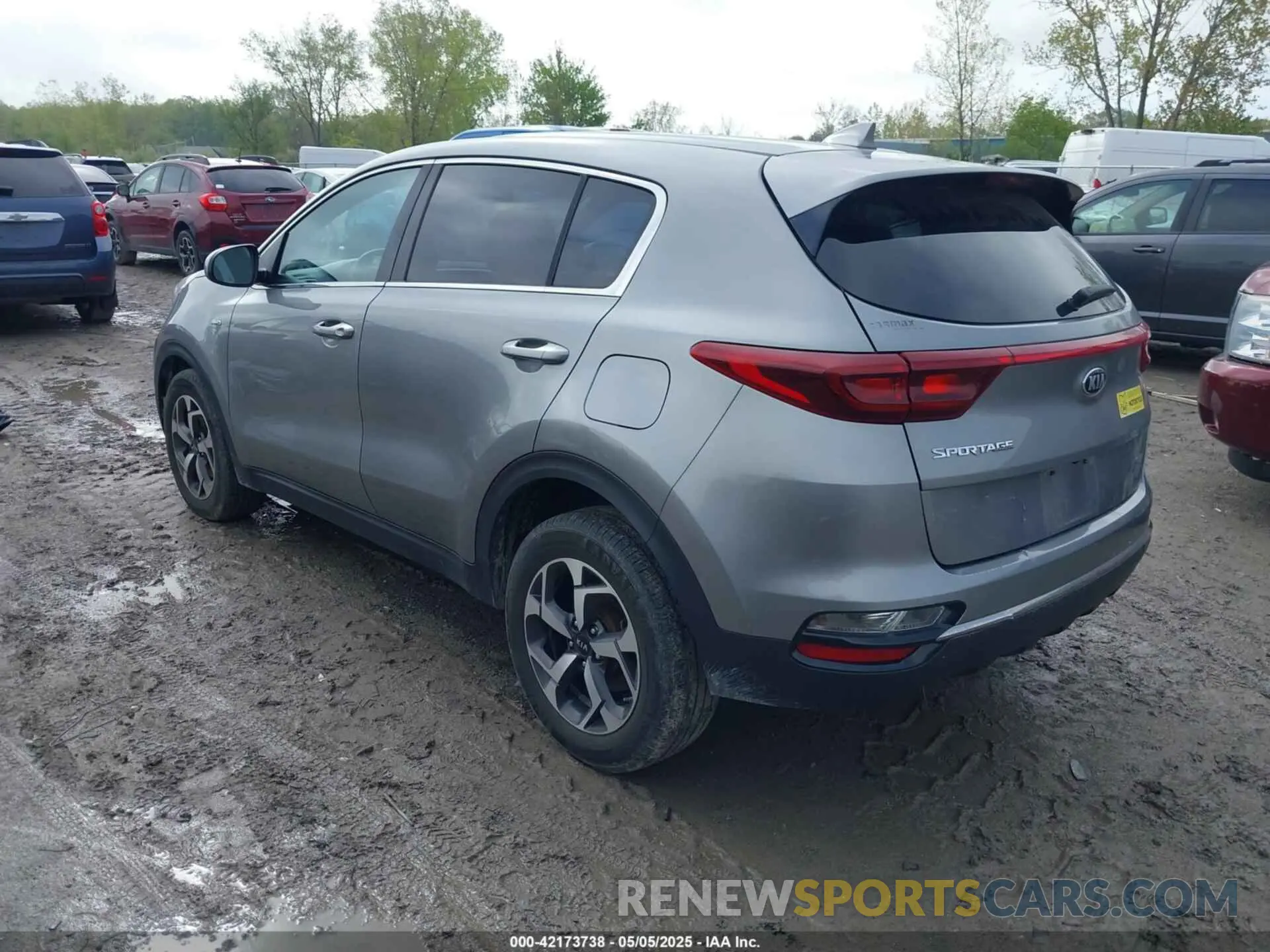 3 Photograph of a damaged car KNDPMCAC2L7778521 KIA SPORTAGE 2020