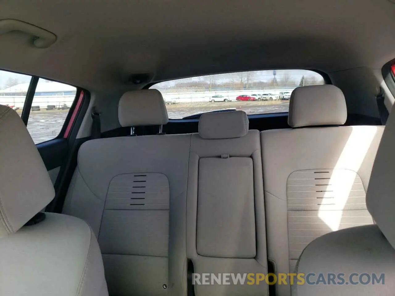 10 Photograph of a damaged car KNDPMCAC2L7780964 KIA SPORTAGE 2020