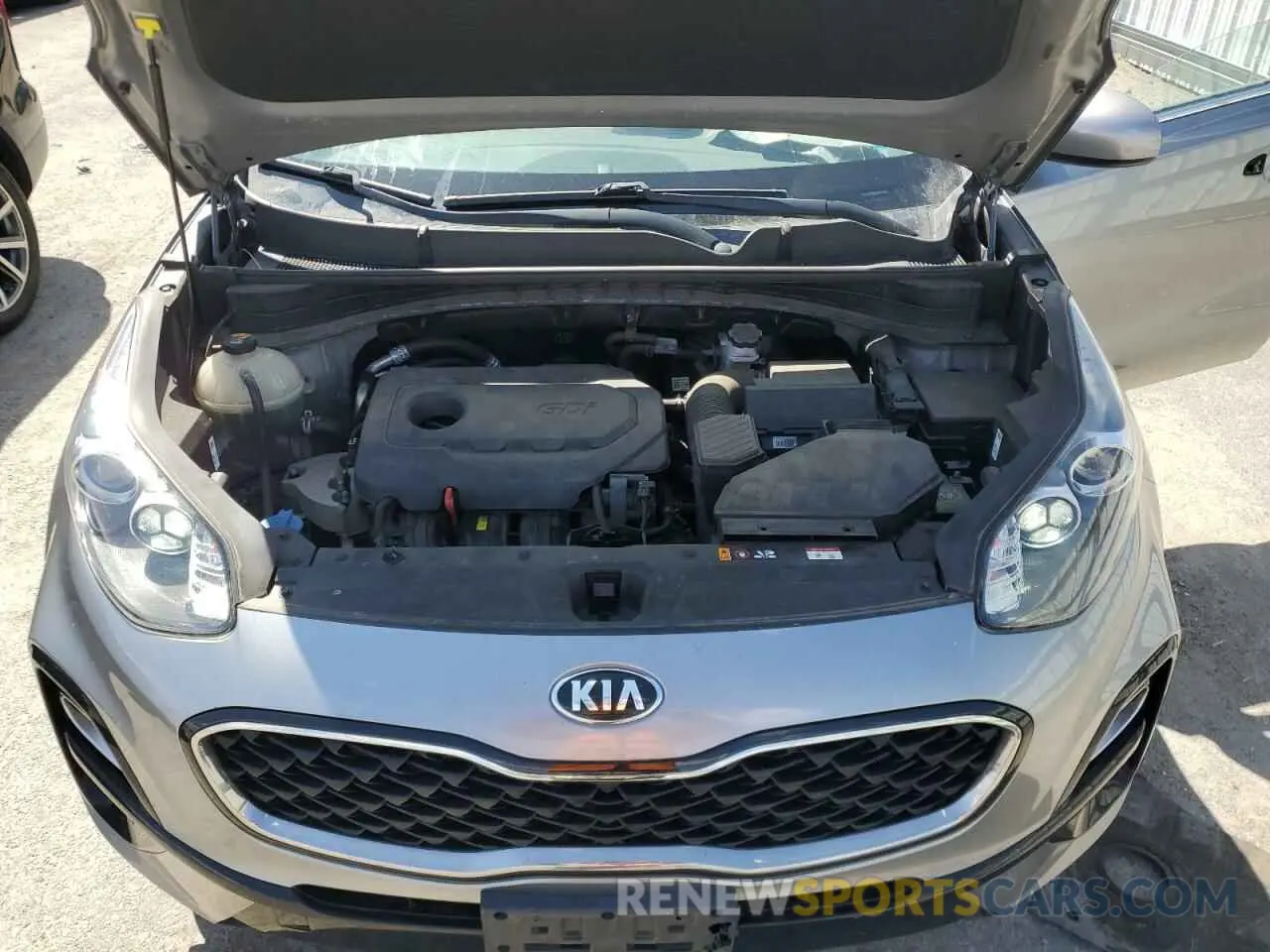 12 Photograph of a damaged car KNDPMCAC2L7781578 KIA SPORTAGE 2020