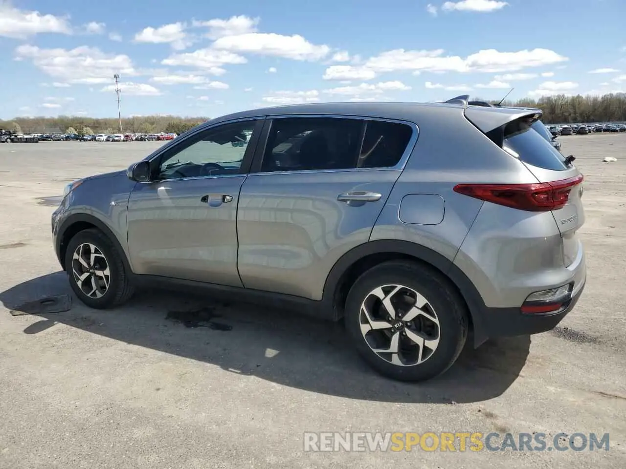 2 Photograph of a damaged car KNDPMCAC2L7781578 KIA SPORTAGE 2020