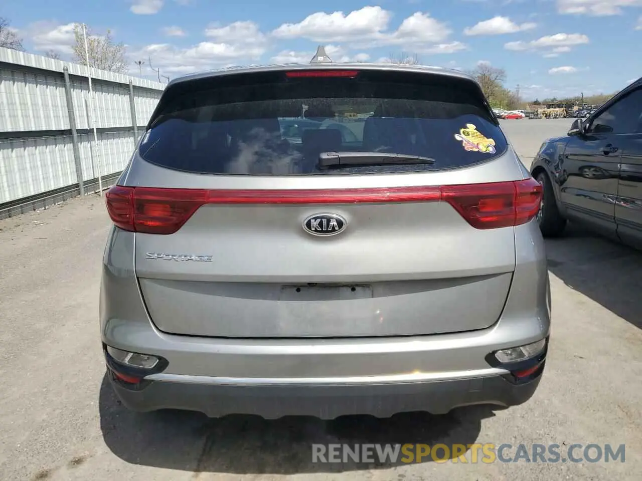 6 Photograph of a damaged car KNDPMCAC2L7781578 KIA SPORTAGE 2020