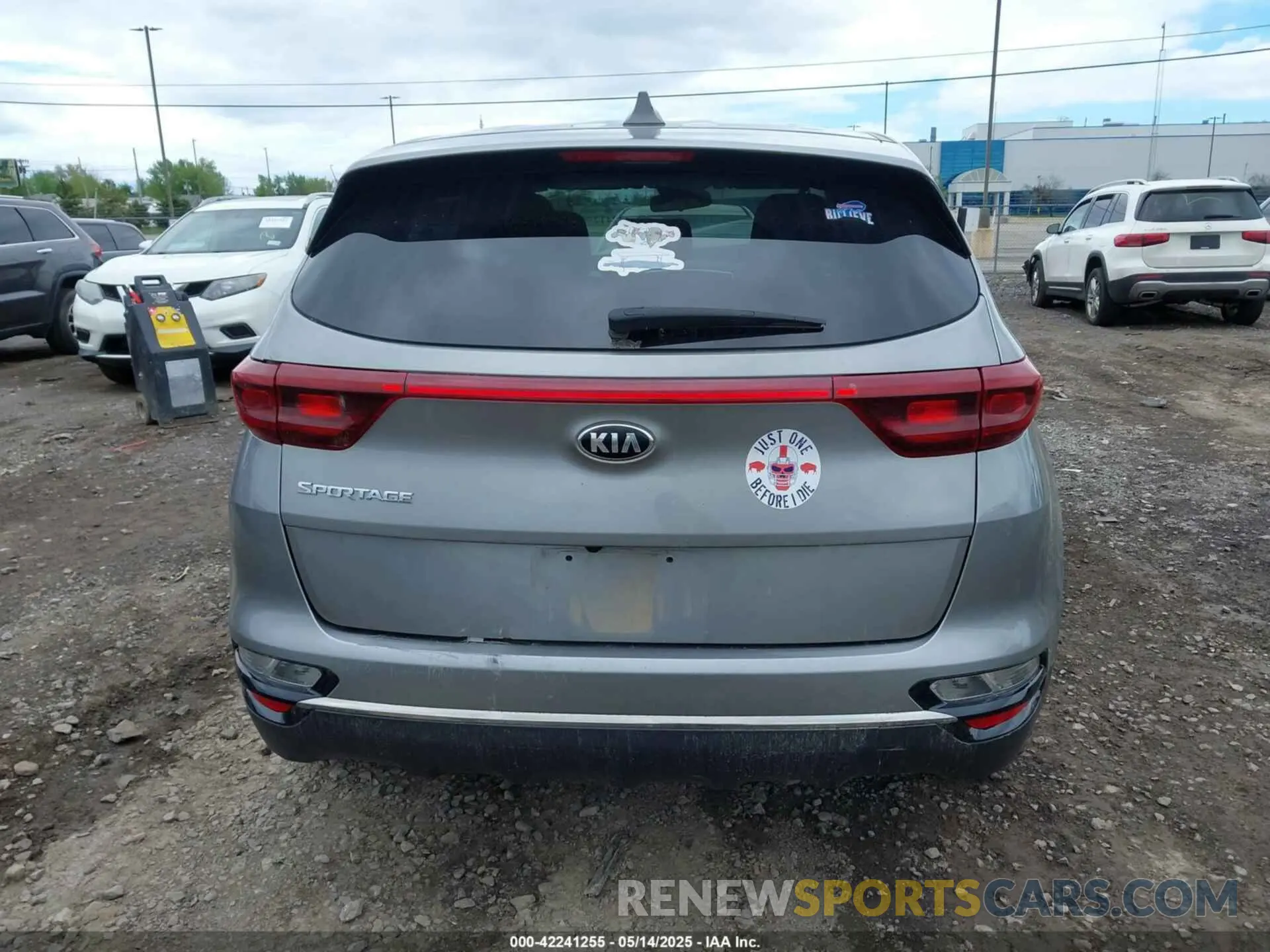 16 Photograph of a damaged car KNDPMCAC2L7785307 KIA SPORTAGE 2020