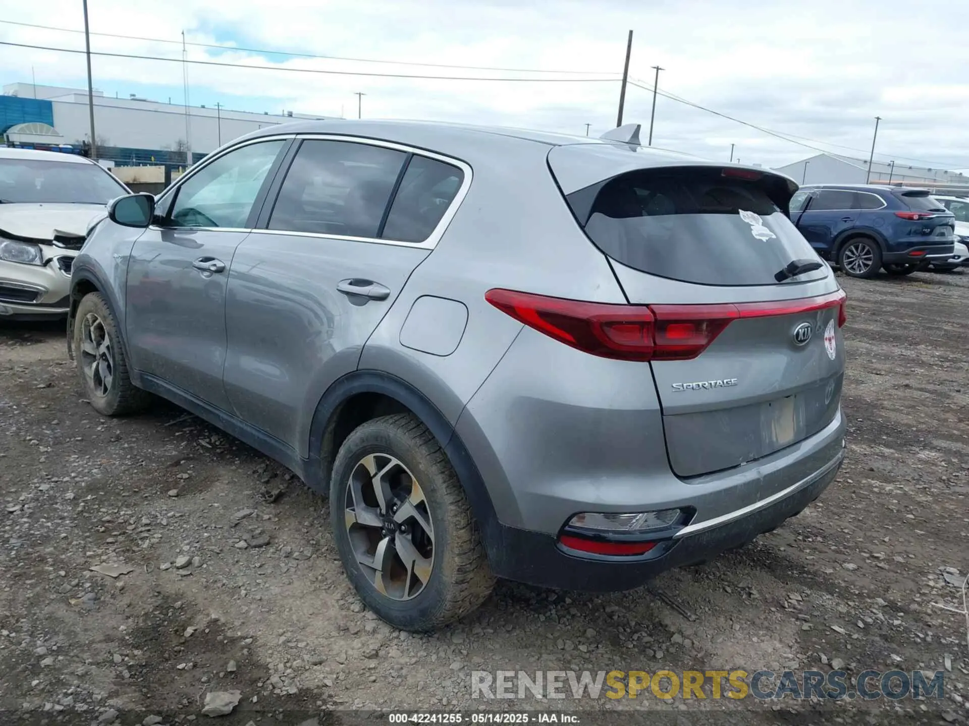 3 Photograph of a damaged car KNDPMCAC2L7785307 KIA SPORTAGE 2020