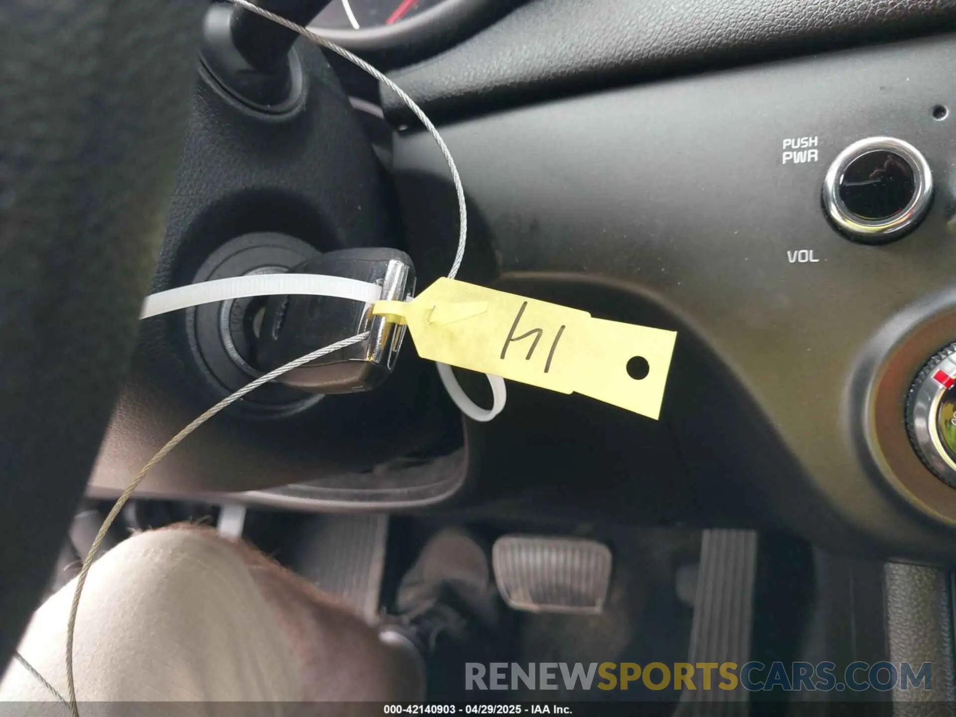 11 Photograph of a damaged car KNDPMCAC2L7786991 KIA SPORTAGE 2020