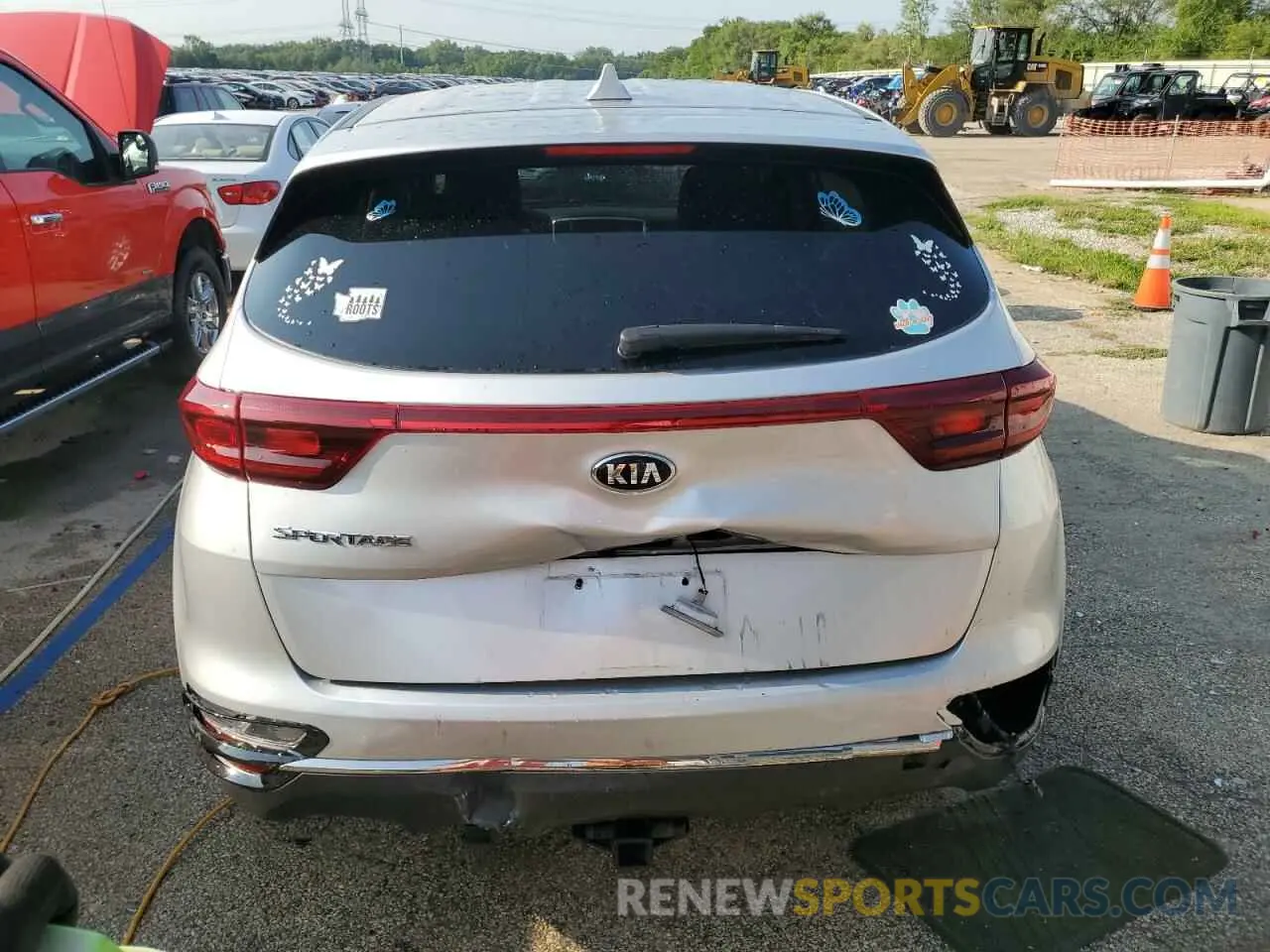 6 Photograph of a damaged car KNDPMCAC2L7802218 KIA SPORTAGE 2020