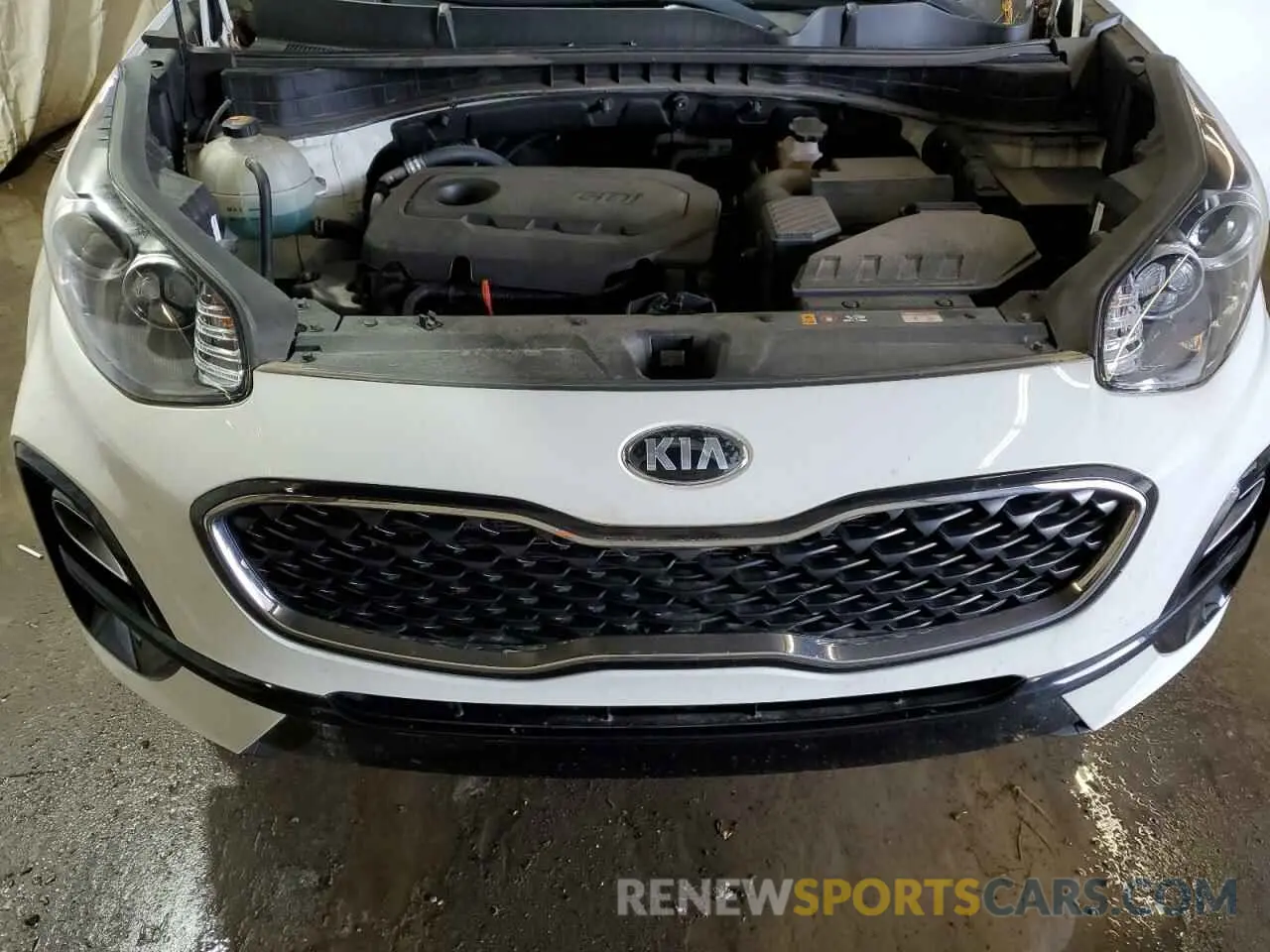 12 Photograph of a damaged car KNDPMCAC3L7632581 KIA SPORTAGE 2020