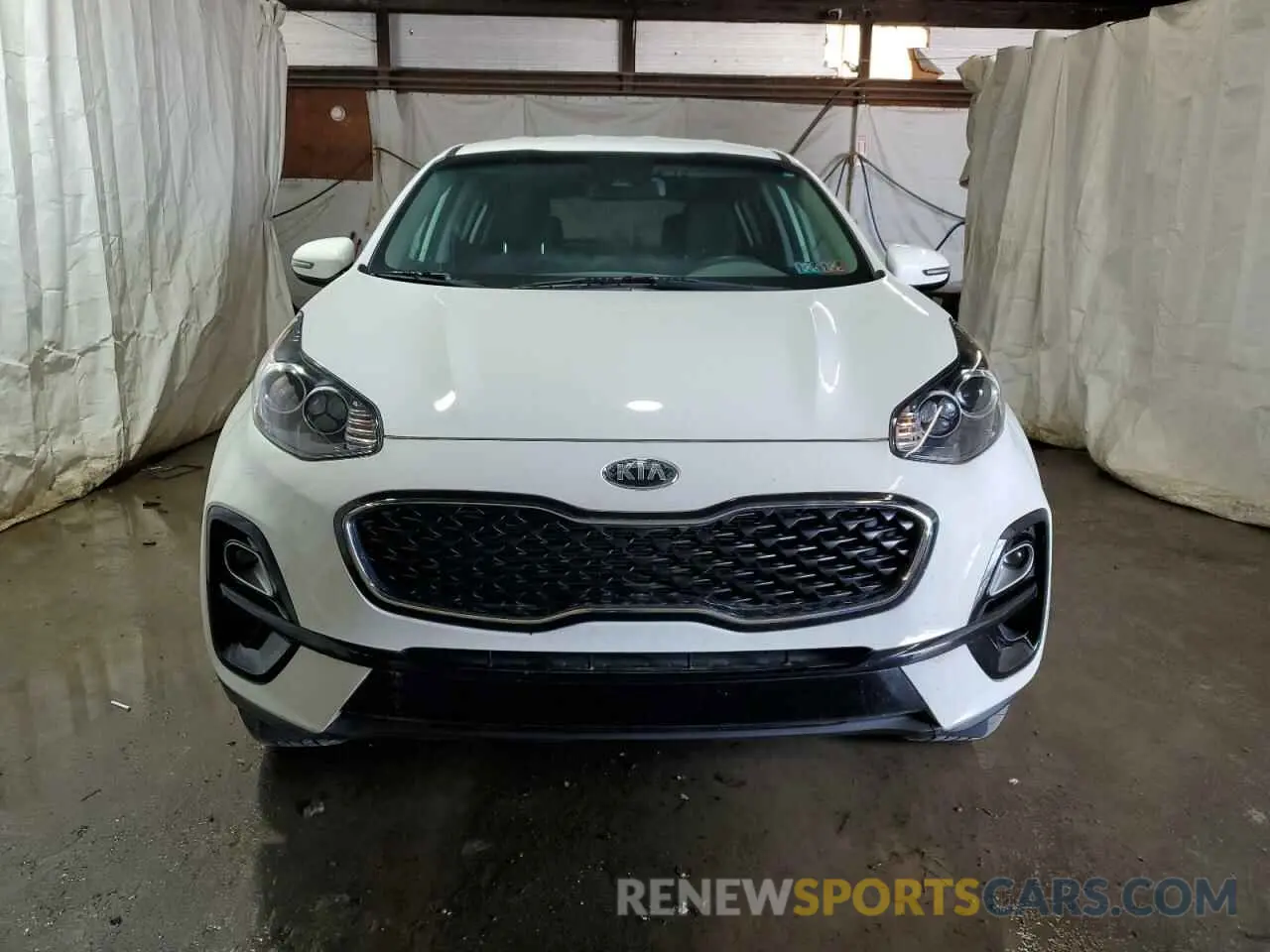 5 Photograph of a damaged car KNDPMCAC3L7632581 KIA SPORTAGE 2020