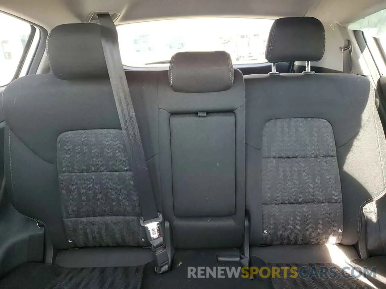 10 Photograph of a damaged car KNDPMCAC3L7641720 KIA SPORTAGE 2020