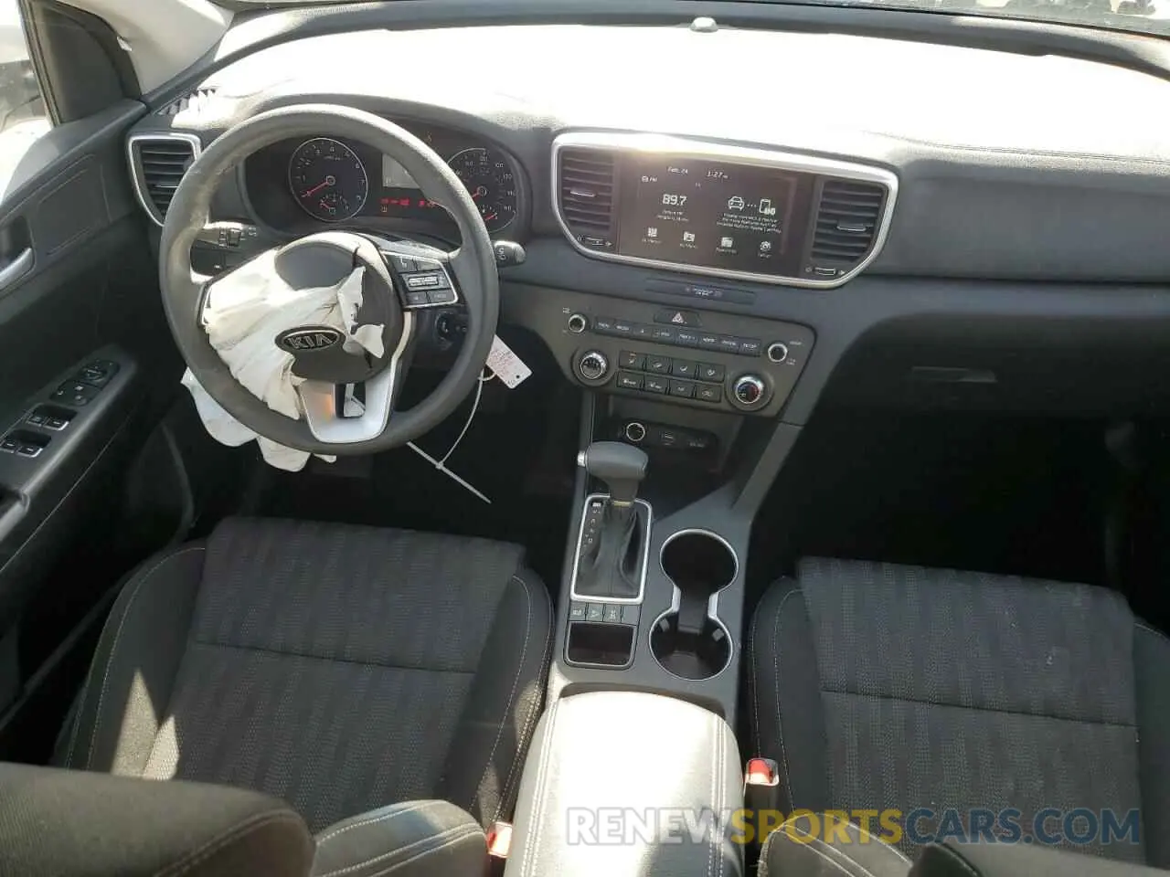 8 Photograph of a damaged car KNDPMCAC3L7641720 KIA SPORTAGE 2020