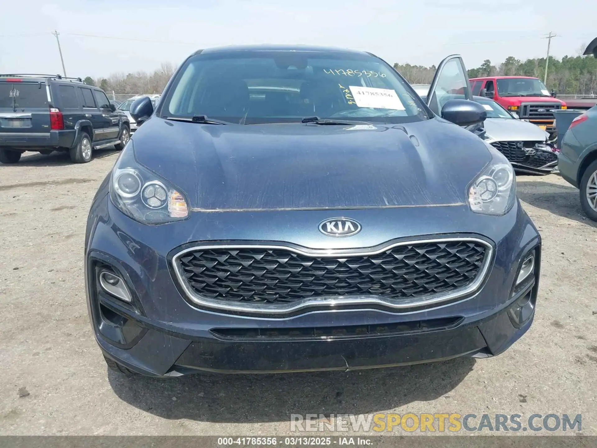 11 Photograph of a damaged car KNDPMCAC3L7703679 KIA SPORTAGE 2020