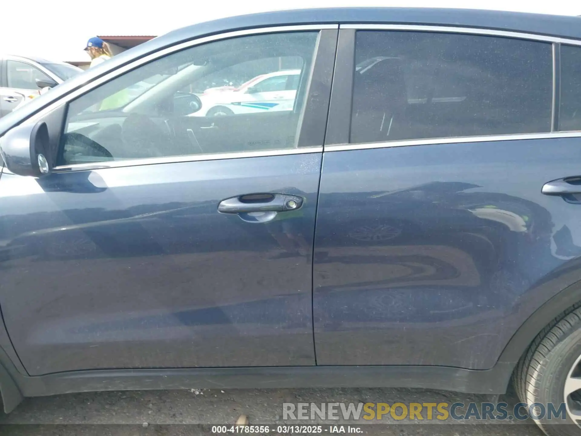 14 Photograph of a damaged car KNDPMCAC3L7703679 KIA SPORTAGE 2020