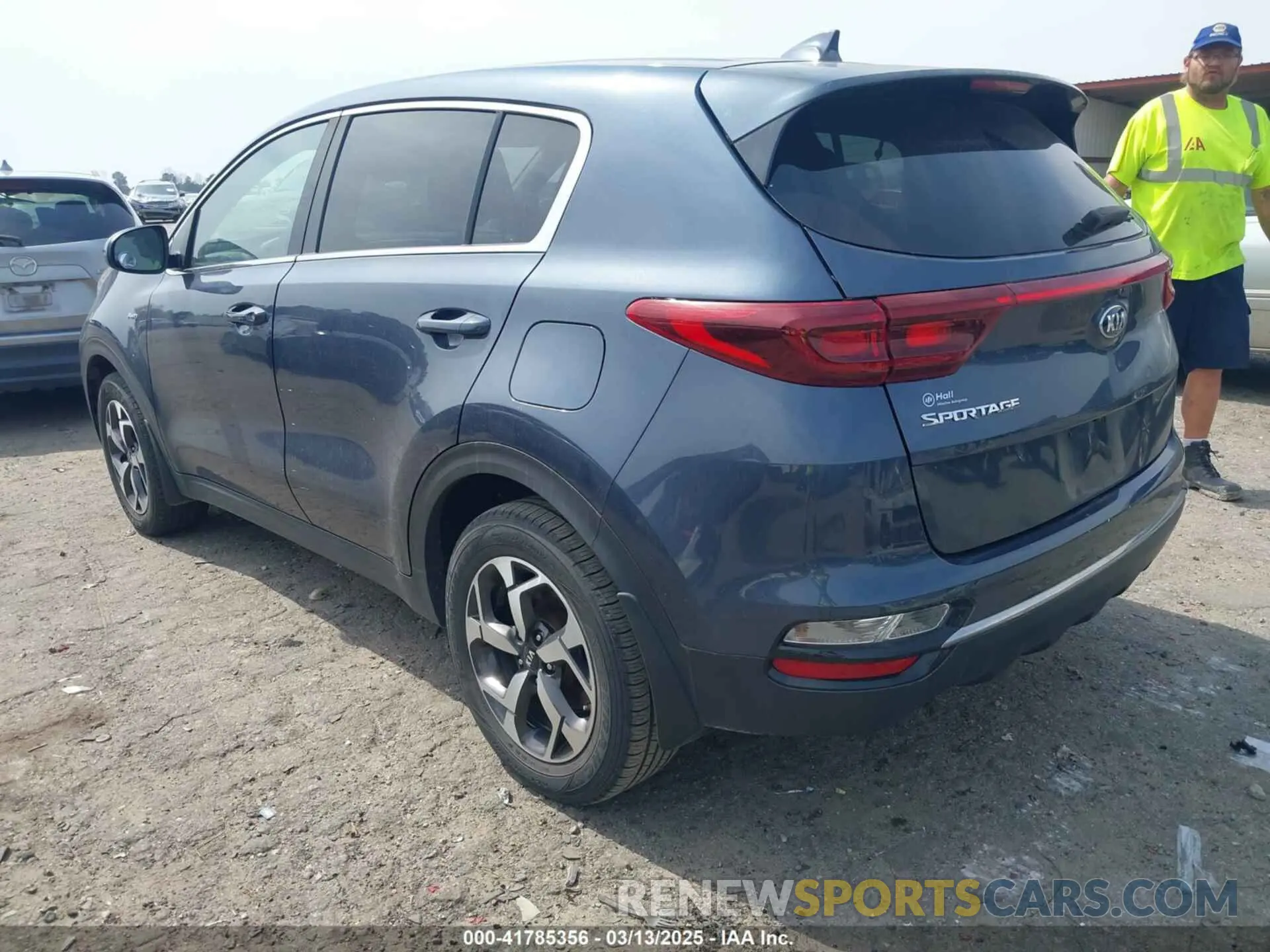 3 Photograph of a damaged car KNDPMCAC3L7703679 KIA SPORTAGE 2020