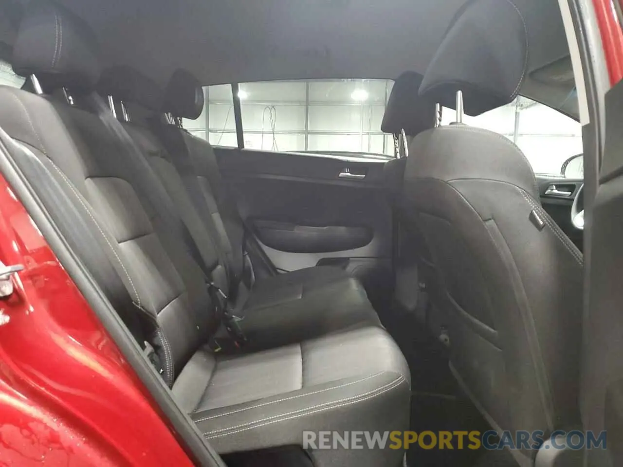 11 Photograph of a damaged car KNDPMCAC3L7748721 KIA SPORTAGE 2020