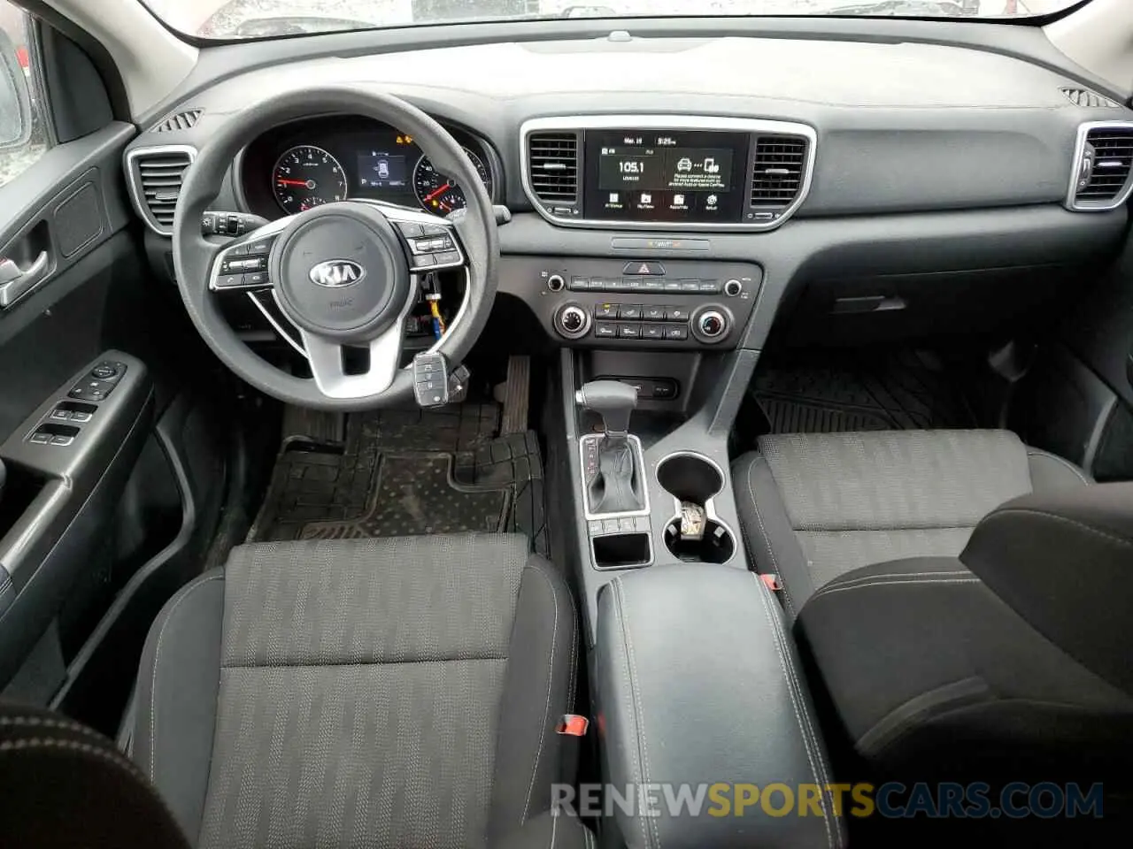 8 Photograph of a damaged car KNDPMCAC3L7748721 KIA SPORTAGE 2020
