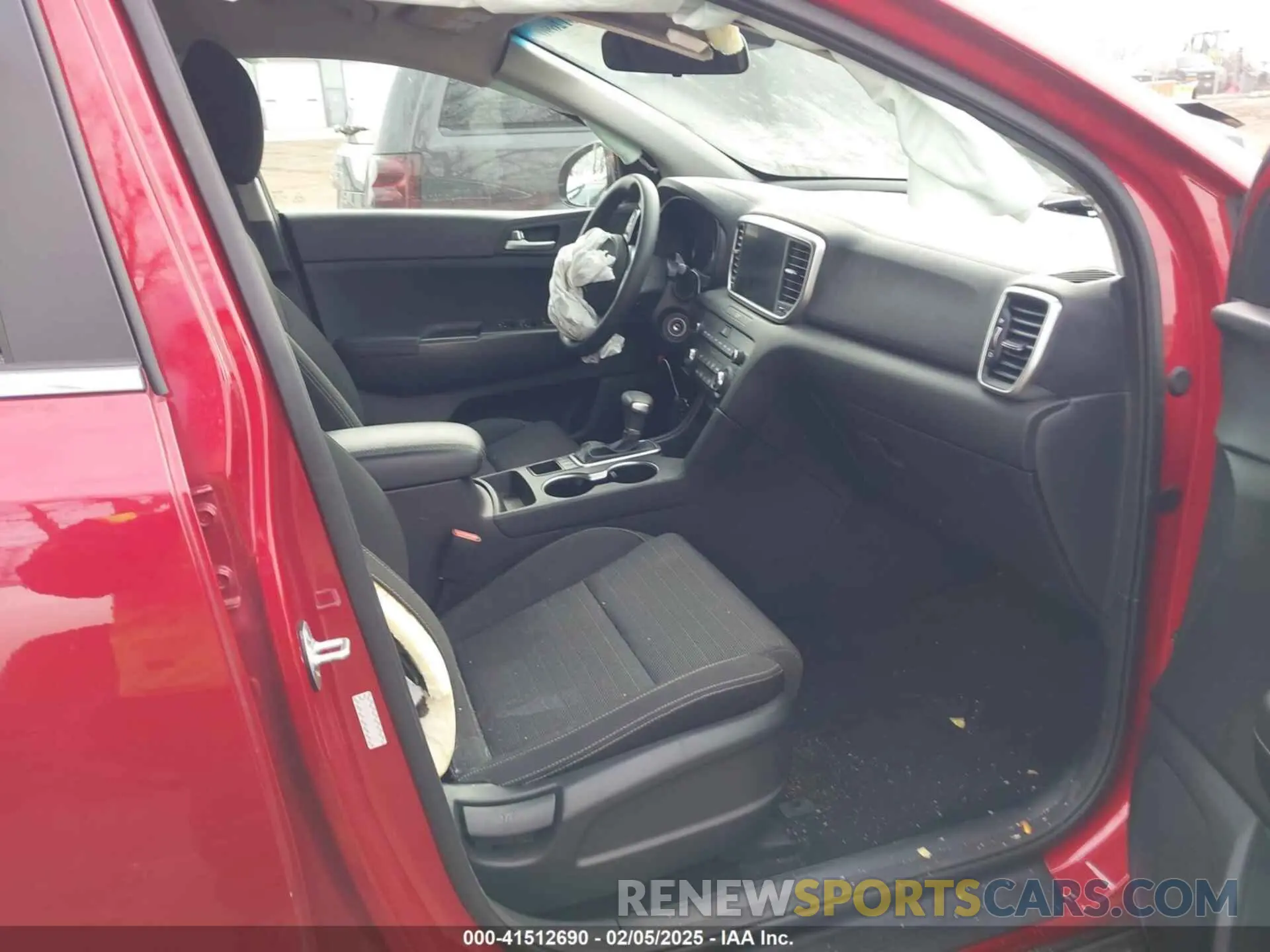 5 Photograph of a damaged car KNDPMCAC3L7771139 KIA SPORTAGE 2020