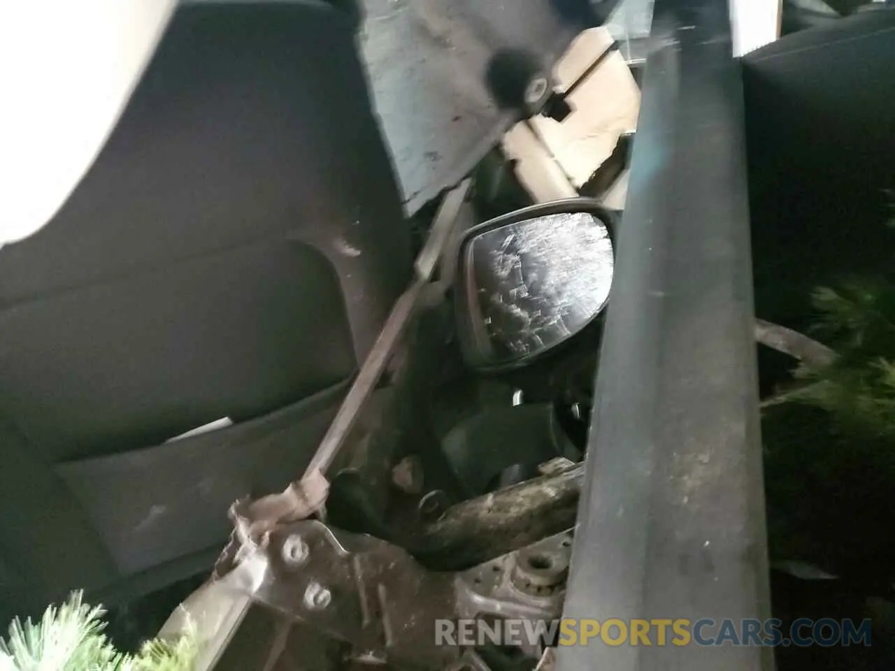 8 Photograph of a damaged car KNDPMCAC3L7788359 KIA SPORTAGE 2020