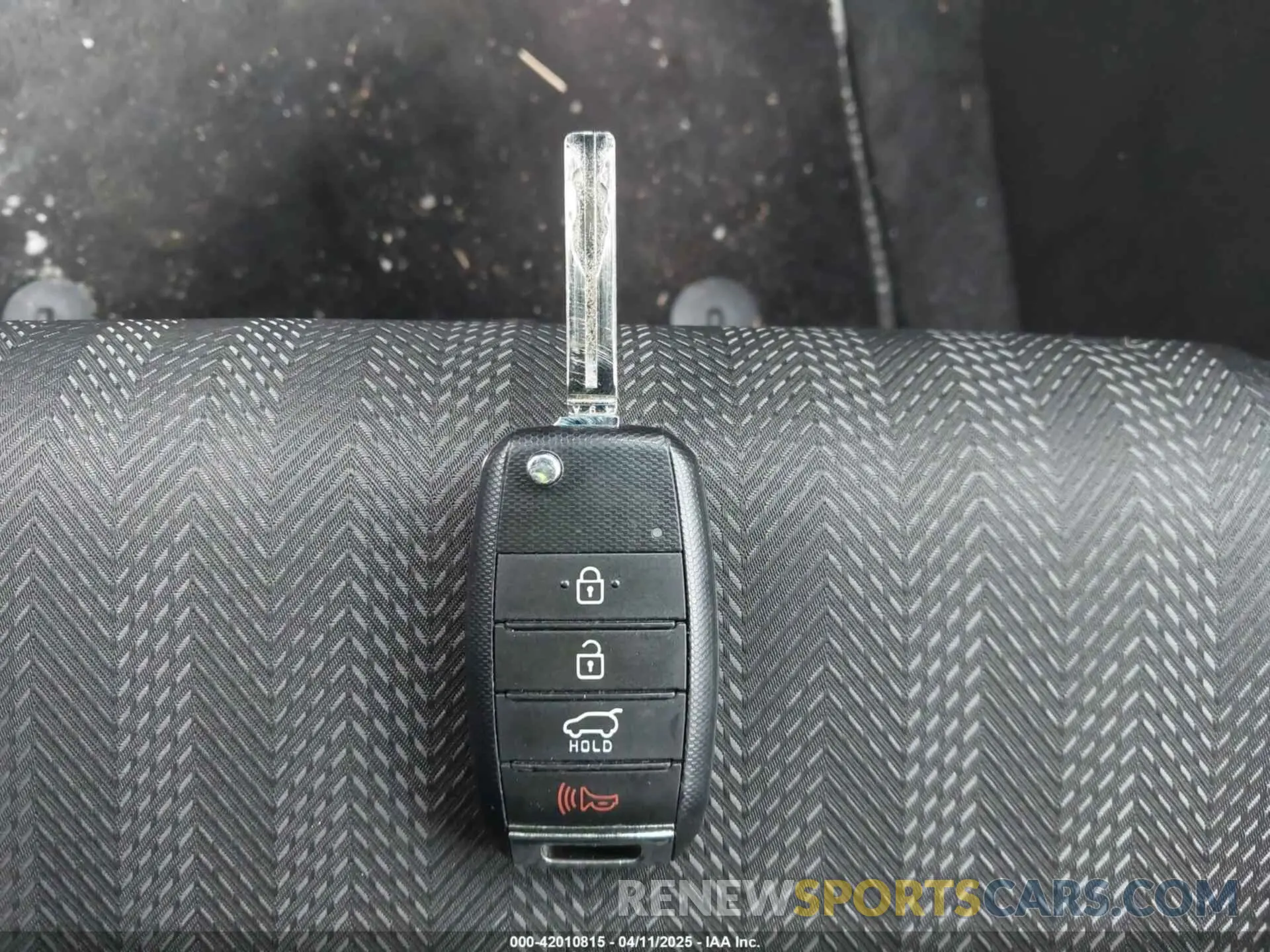 11 Photograph of a damaged car KNDPMCAC3L7805385 KIA SPORTAGE 2020