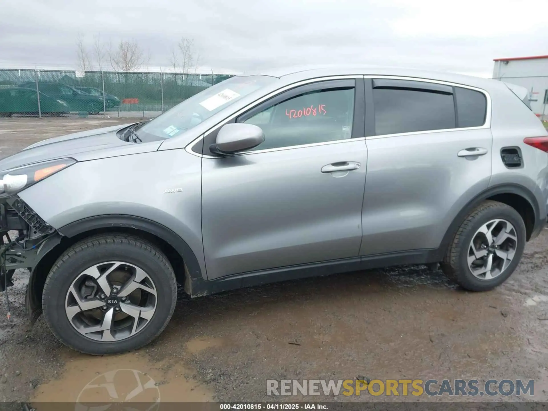 15 Photograph of a damaged car KNDPMCAC3L7805385 KIA SPORTAGE 2020