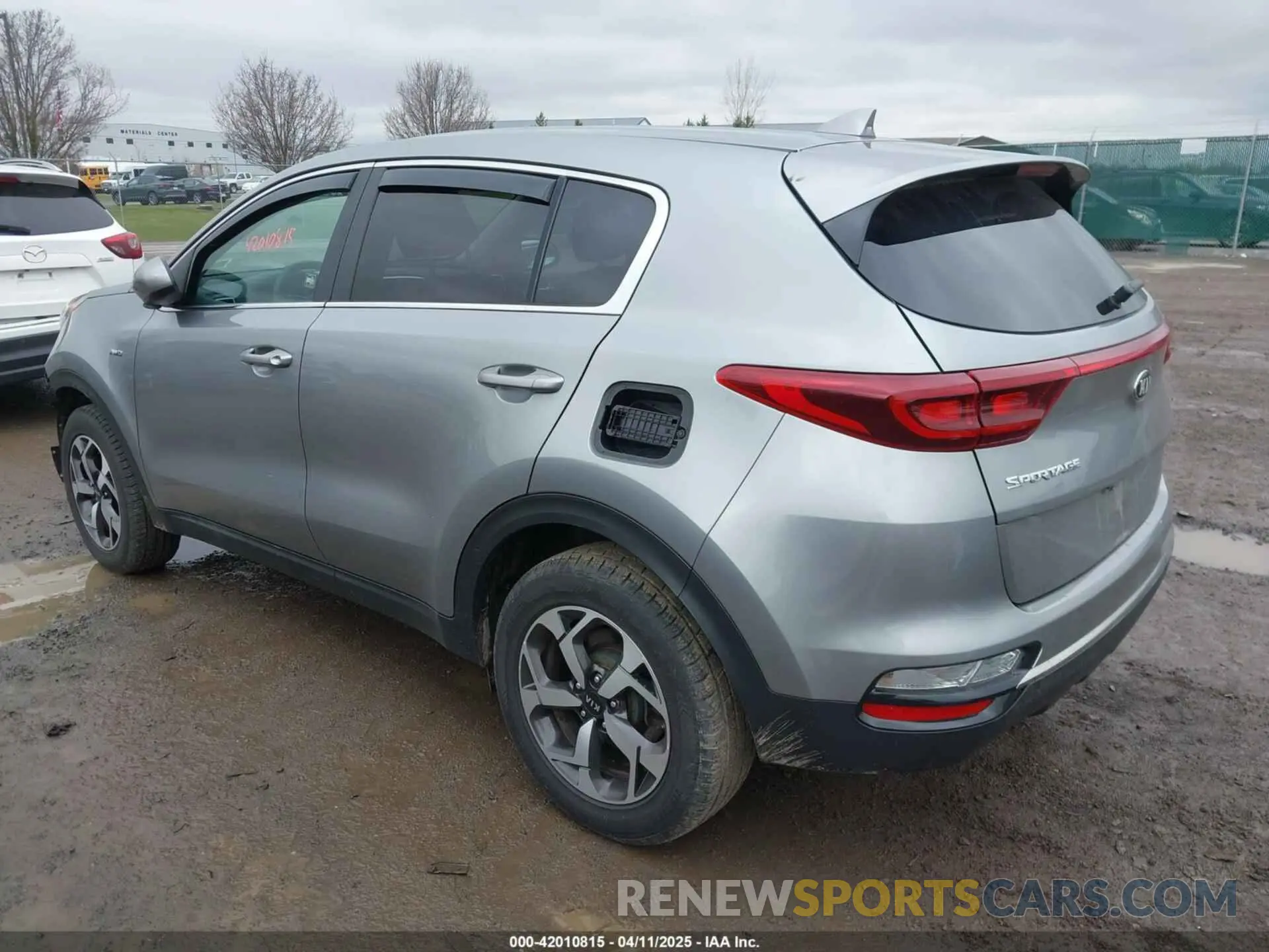 3 Photograph of a damaged car KNDPMCAC3L7805385 KIA SPORTAGE 2020