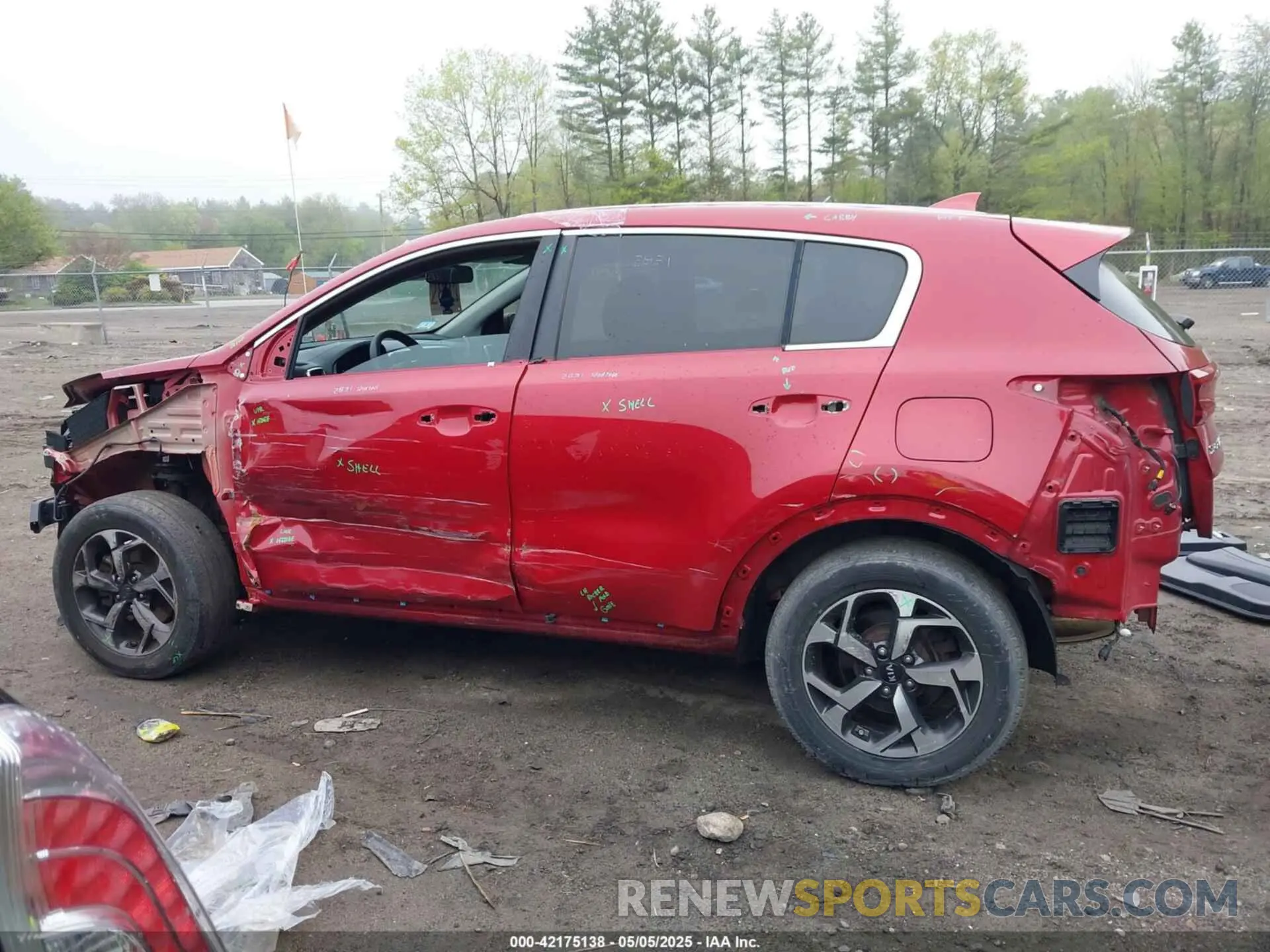 15 Photograph of a damaged car KNDPMCAC3L7824759 KIA SPORTAGE 2020