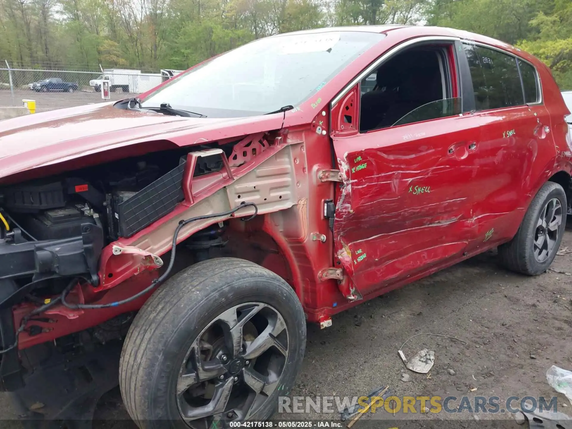 6 Photograph of a damaged car KNDPMCAC3L7824759 KIA SPORTAGE 2020