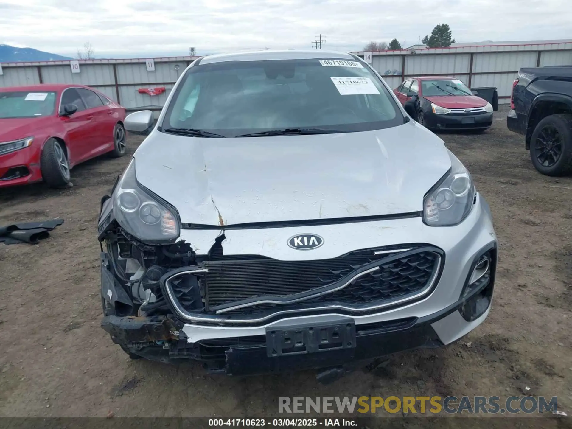 13 Photograph of a damaged car KNDPMCAC3L7828519 KIA SPORTAGE 2020