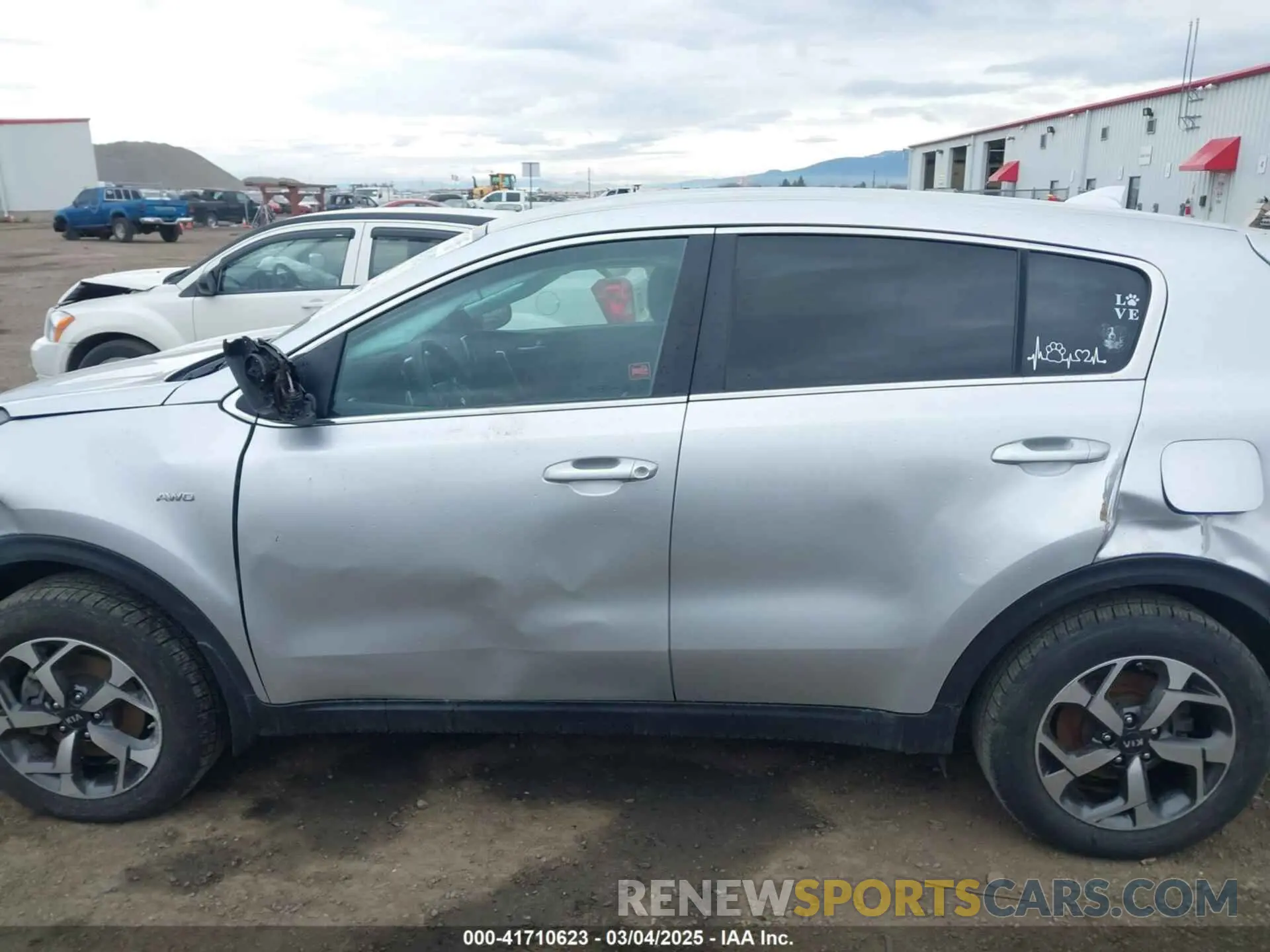 15 Photograph of a damaged car KNDPMCAC3L7828519 KIA SPORTAGE 2020