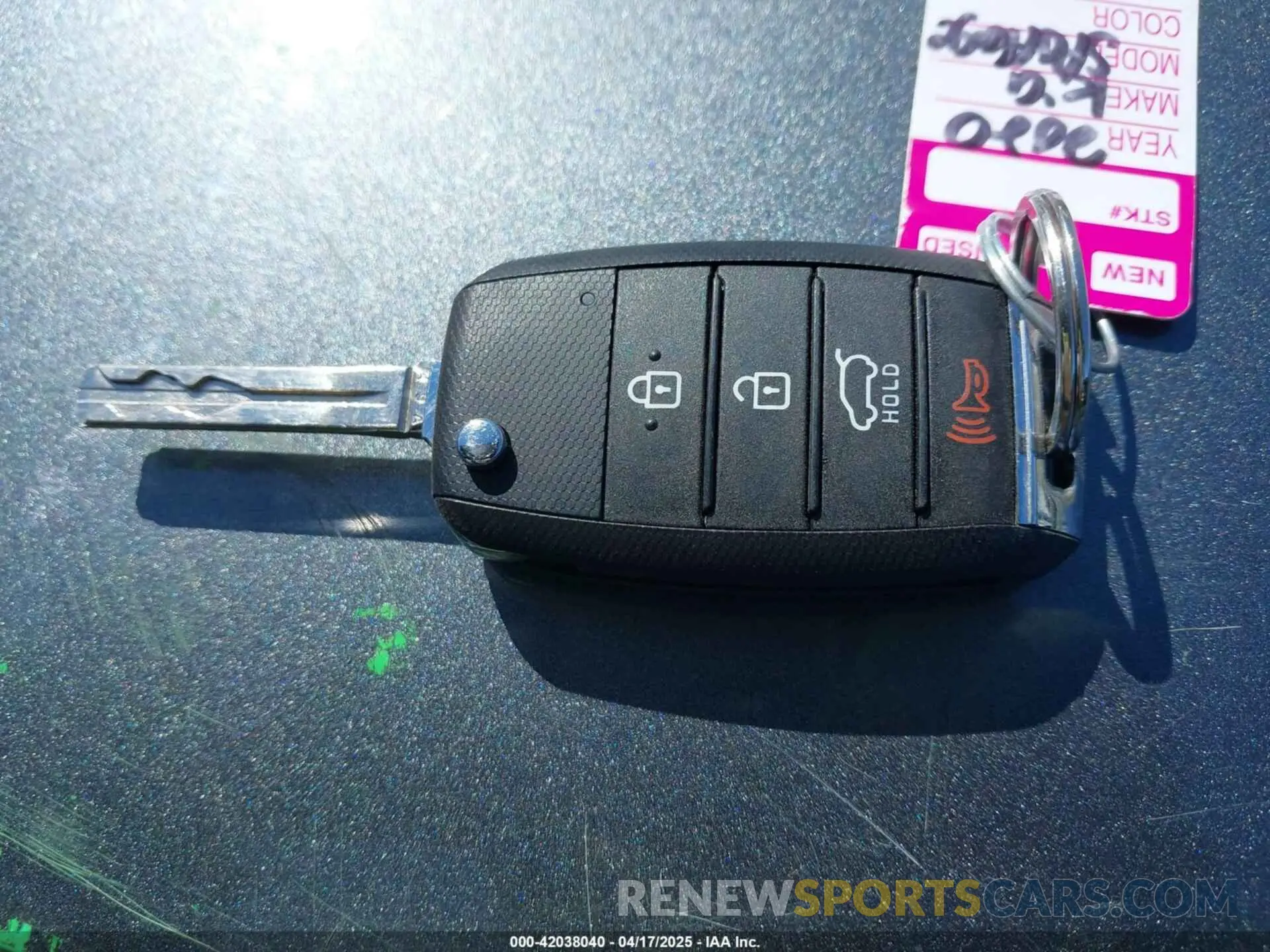 11 Photograph of a damaged car KNDPMCAC4L7667162 KIA SPORTAGE 2020