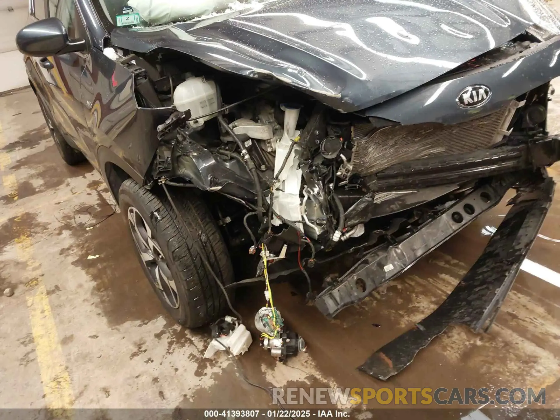 6 Photograph of a damaged car KNDPMCAC4L7709636 KIA SPORTAGE 2020